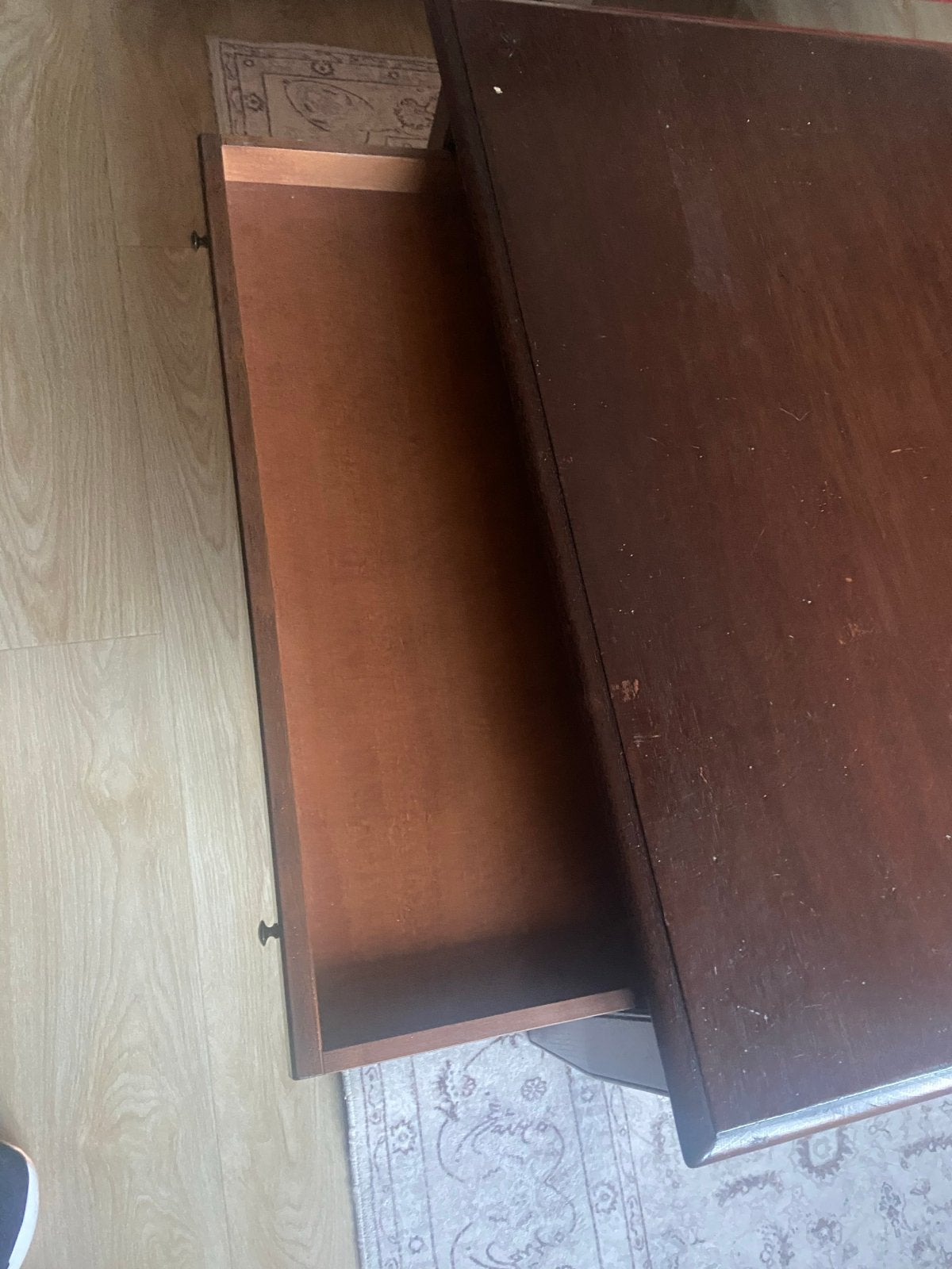 Houten salontafel met lades - opknapper