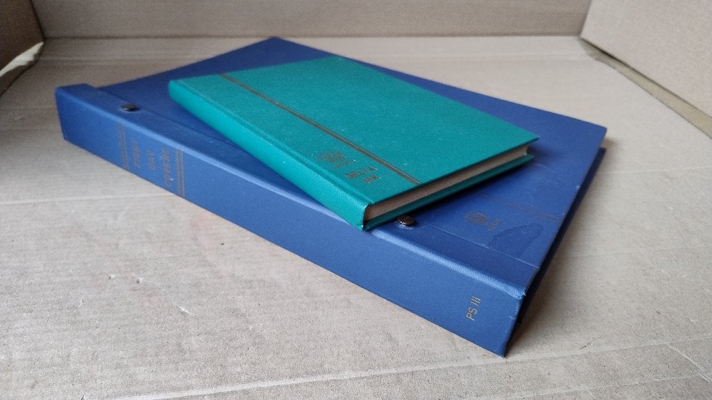 Postzegelboek 450 zegels + album 39 eerstedag enveloppen, Postzegels en Munten, Ophalen of Verzenden, Nederland en Buitenland
