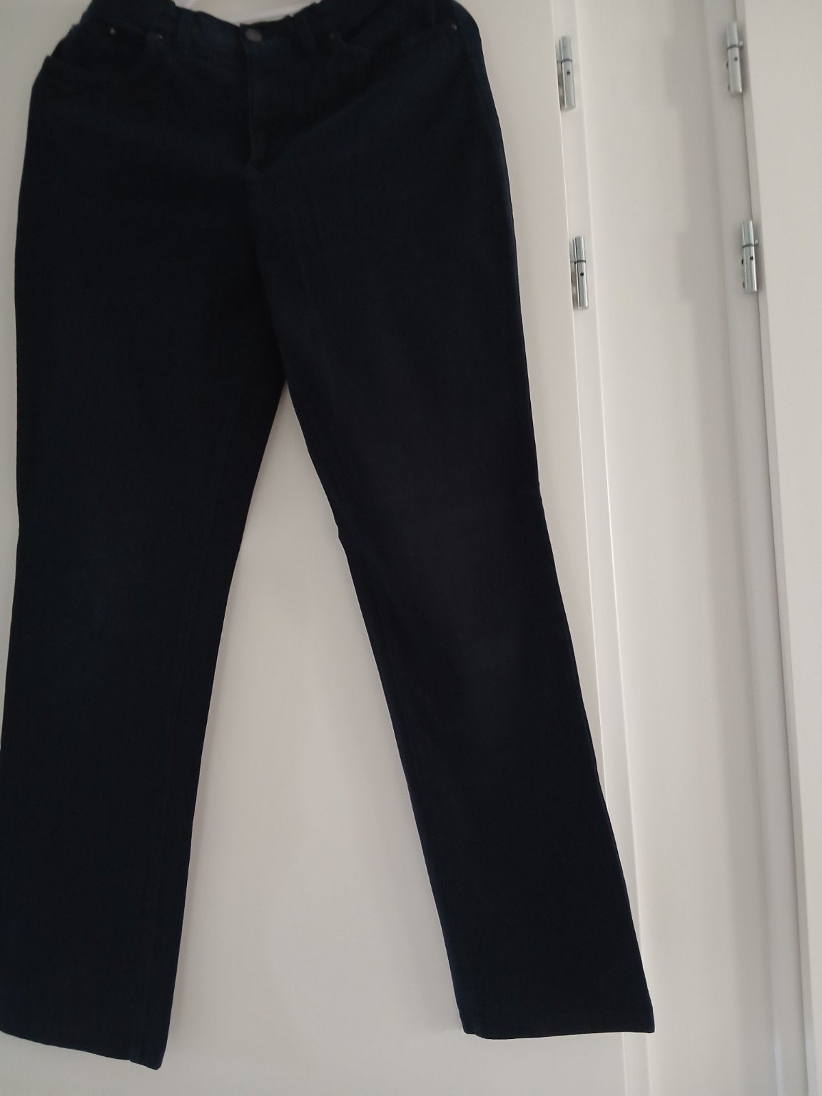 Donkerblauwe stretch winterbroek Charles Vögele (40/42), Kleding | Dames, Charles Vogele, Blauw, Ophalen of Verzenden, Zo goed als nieuw