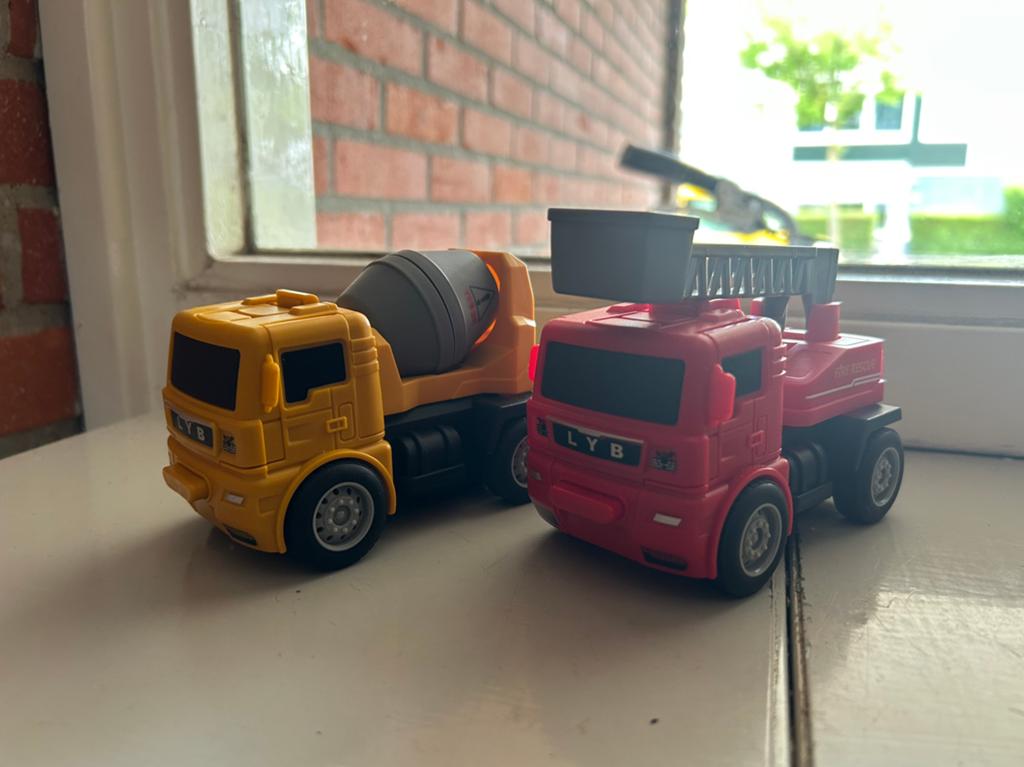 Toi Toys Een klik veranderrobot., Ophalen of Verzenden, Zo goed als nieuw