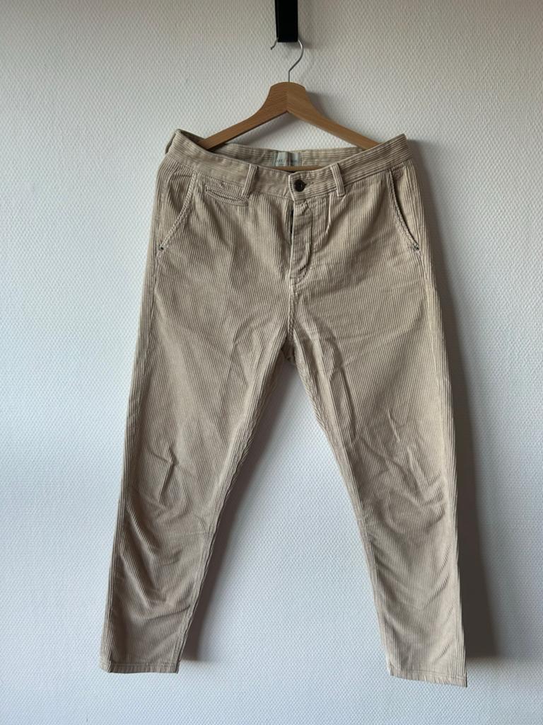 Cast Iron Cuda - Relaxed Tapered Corduroy Heren Broek, Ophalen of Verzenden, Zo goed als nieuw, Maat 48/50 (M), Beige