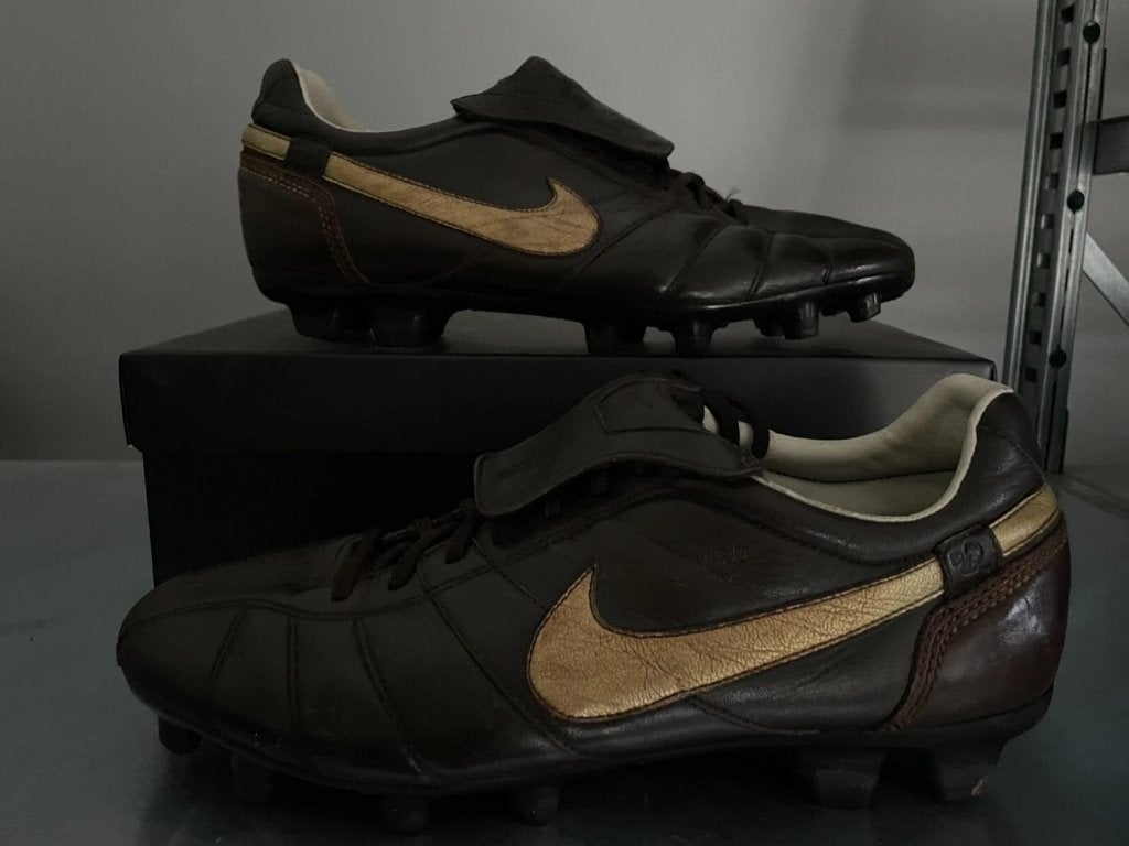 nike black tiempo indoor trainers r10 ronaldinho size 9,5 8,, Gebruikt, Maat XS of kleiner, Schoenen, Ophalen of Verzenden