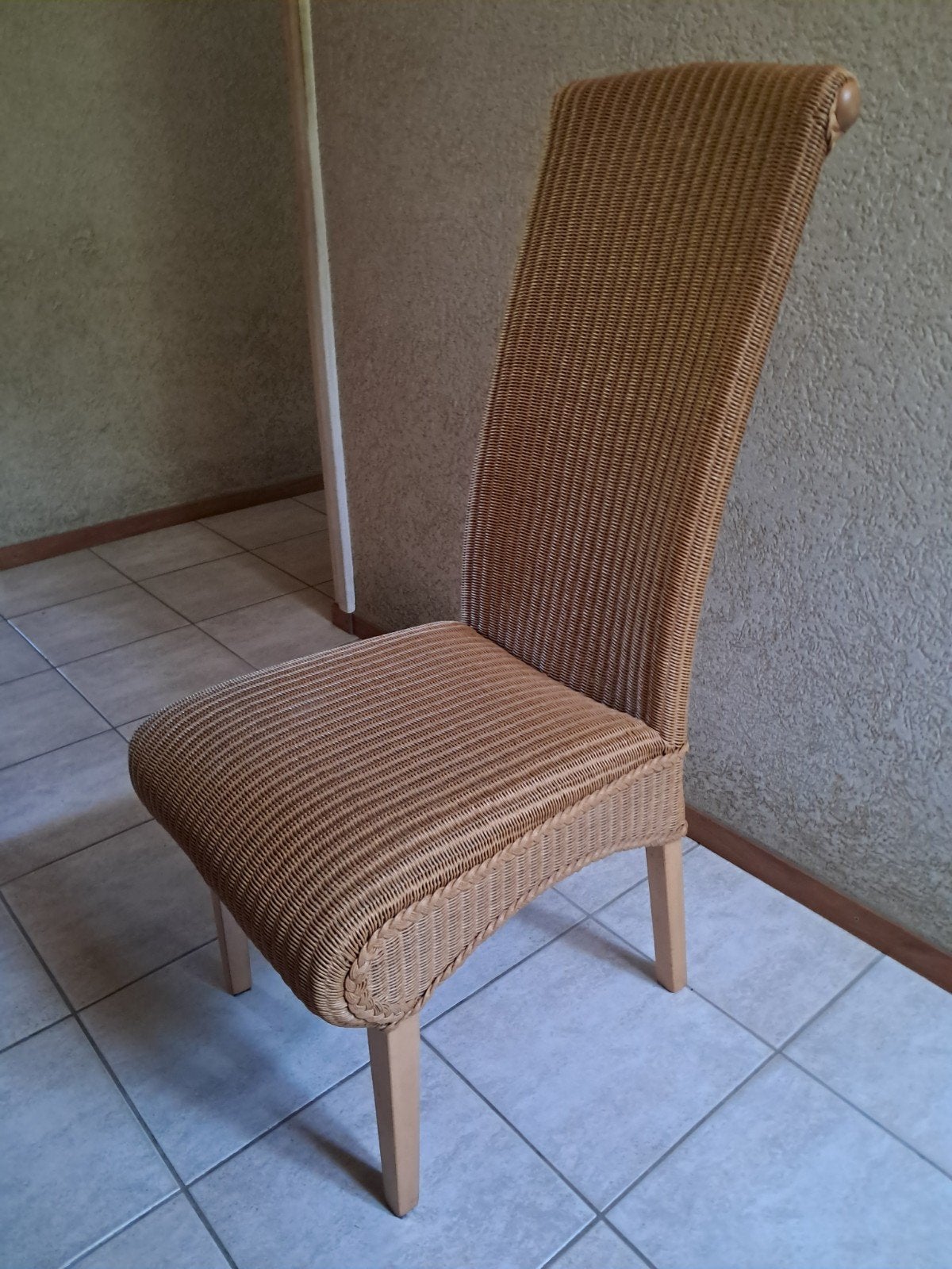 Rotan eetkamer stoelen . 6 stuks  zgan, Ophalen, Zo goed als nieuw, Bruin, Vijf, Zes of meer stoelen