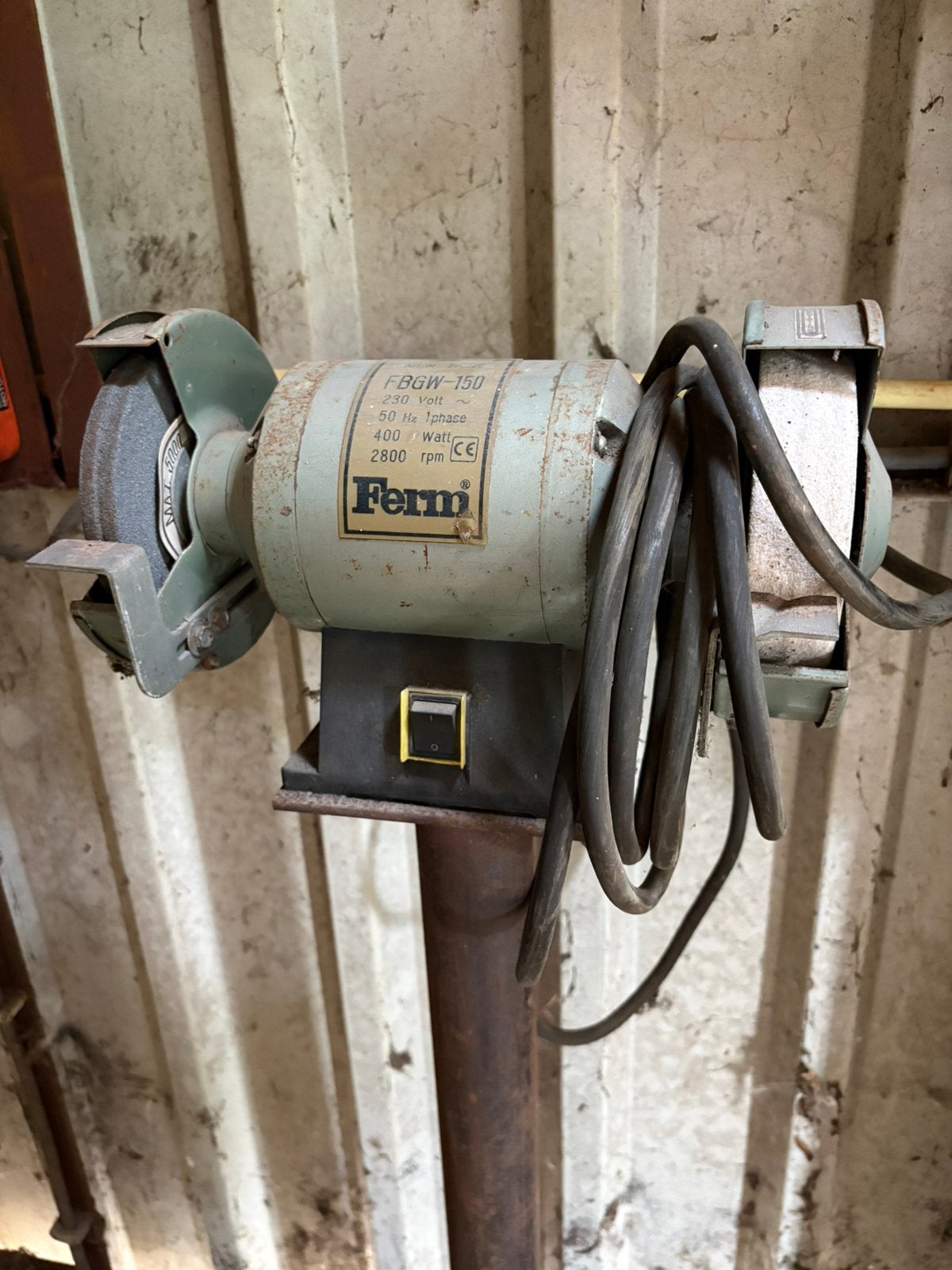 Ferm FBGW-150 Bankslijper 150 mm – 400W, Doe-het-zelf en Verbouw, Gereedschap | Slijpmachines, Ophalen, Gebruikt, Minder dan 700 watt