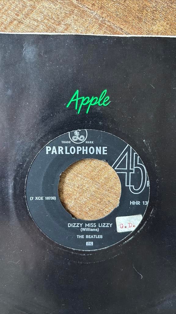 The Beatles- Dizzy miss lizzy / yesterday, Ophalen of Verzenden, Zo goed als nieuw, Pop