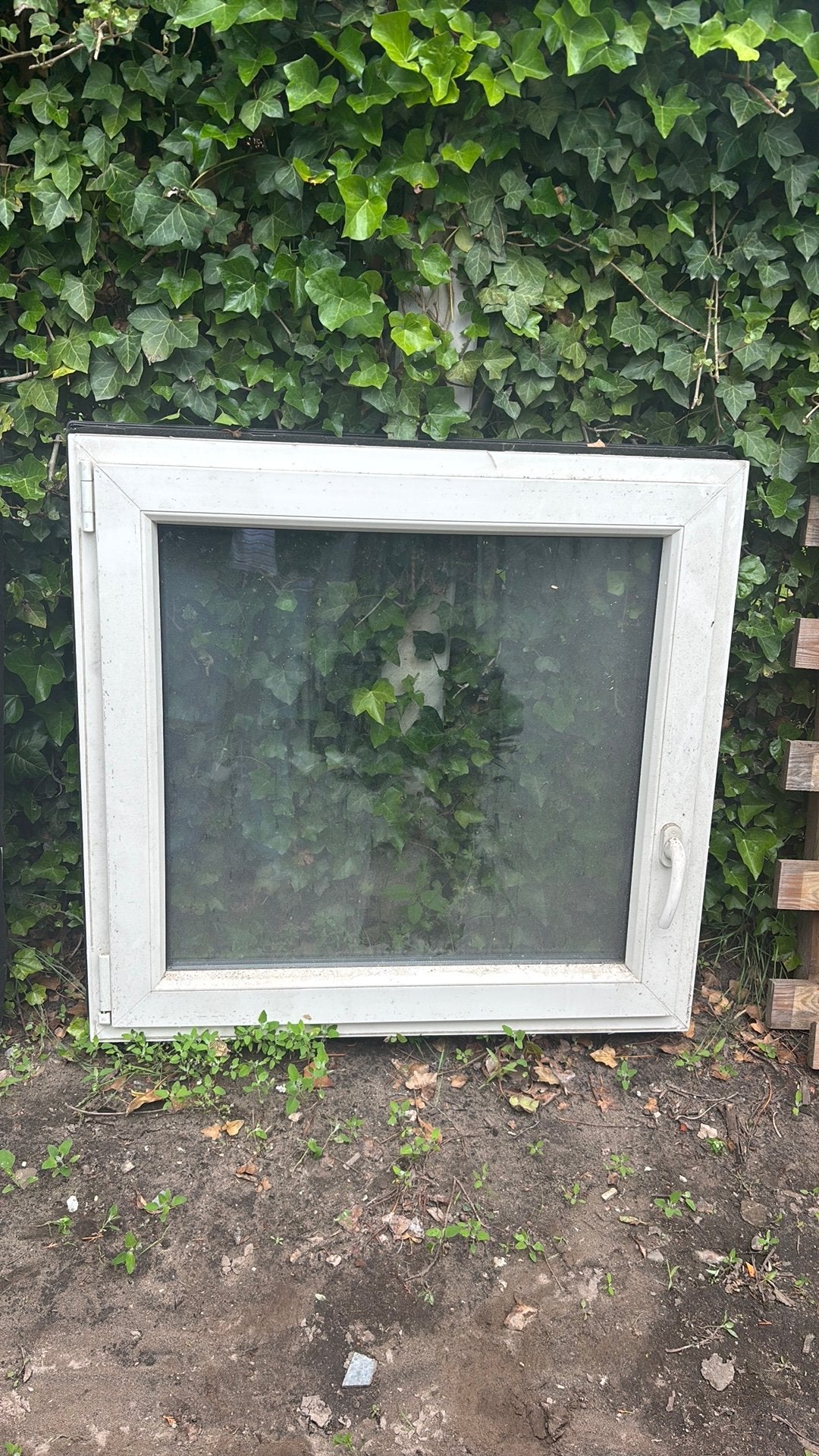 2 keer kunststof draai-kiep raam, Kunststof, Raamkozijn, Zo goed als nieuw, Inclusief glas