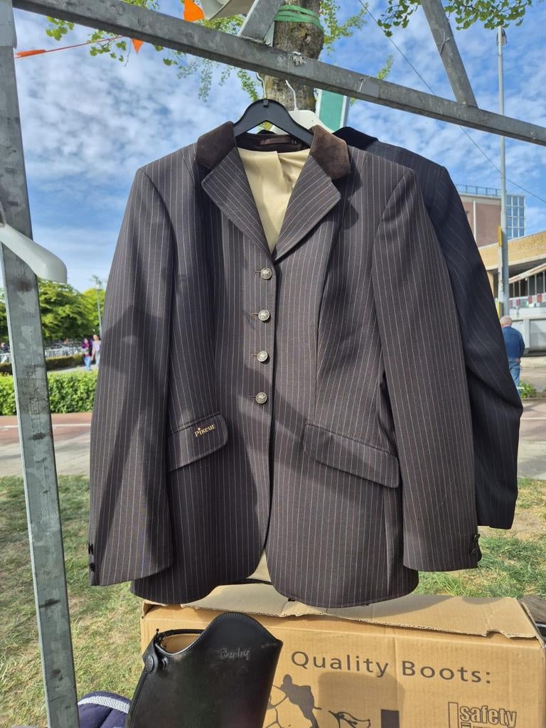 Pikeur wedstrijdjas bruin maat 38, Dieren en Toebehoren, Paardrijkleding, Ophalen of Verzenden, Nieuw, Dressuur, Bovenkleding
