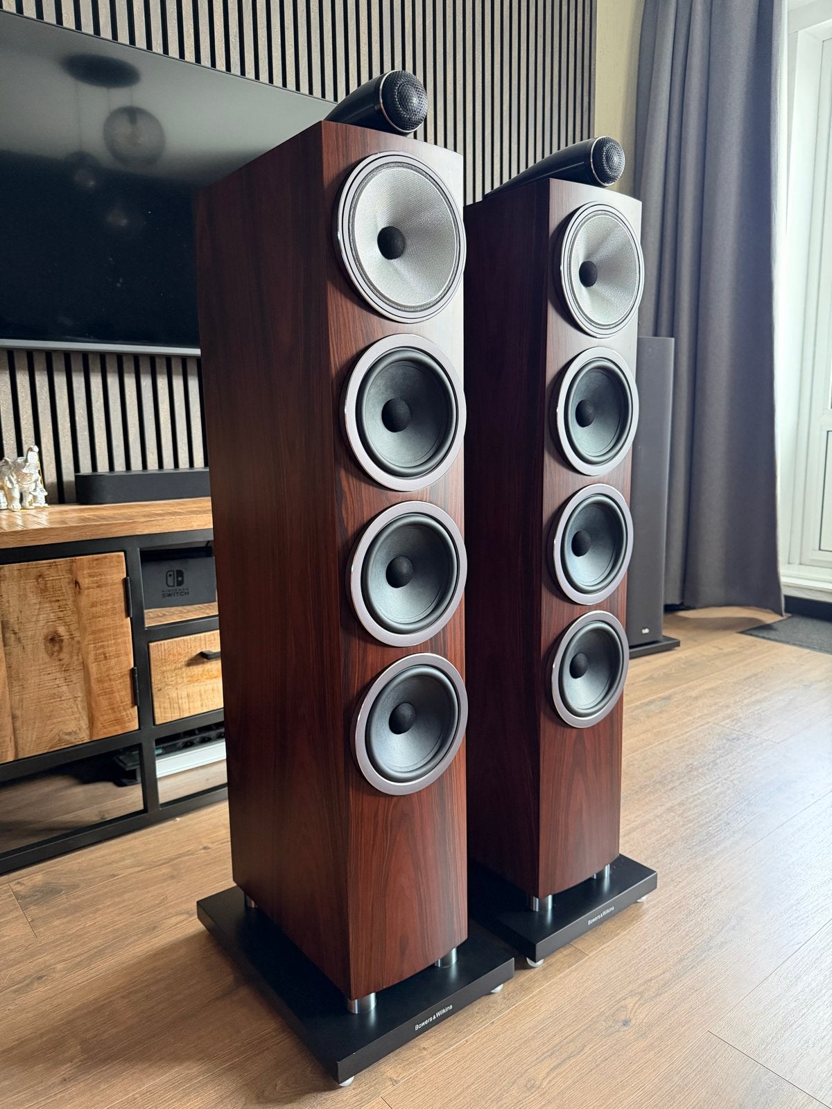 Mooie B&W 702 S3 Mocha Luidsprekers - Topkwaliteit Geluid, 150 watt of meer, Vloerstaande luidspreker, Basreflex, Ophalen of Verzenden
