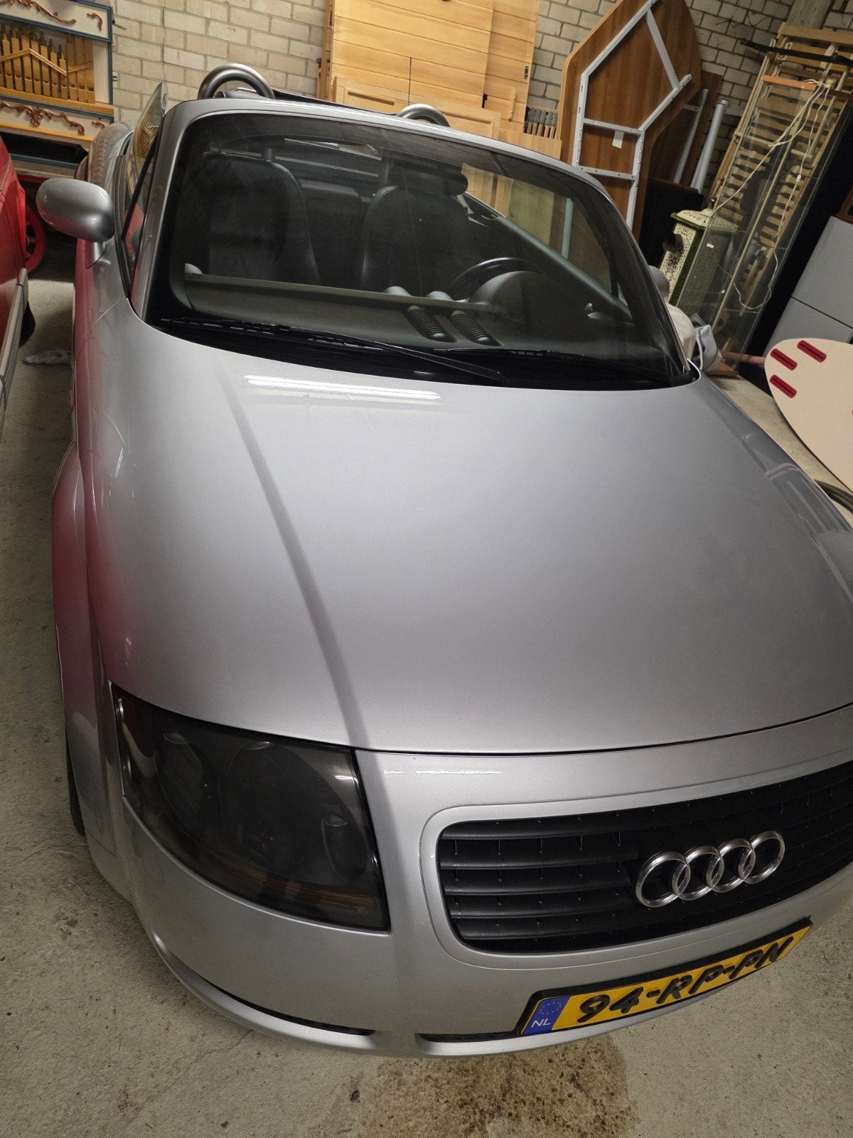 Audi TT 1.8 T Cabrio 132KW 2000 Grijs, Auto's, Audi, Zwart, 4 cilinders, Cabriolet, Leder