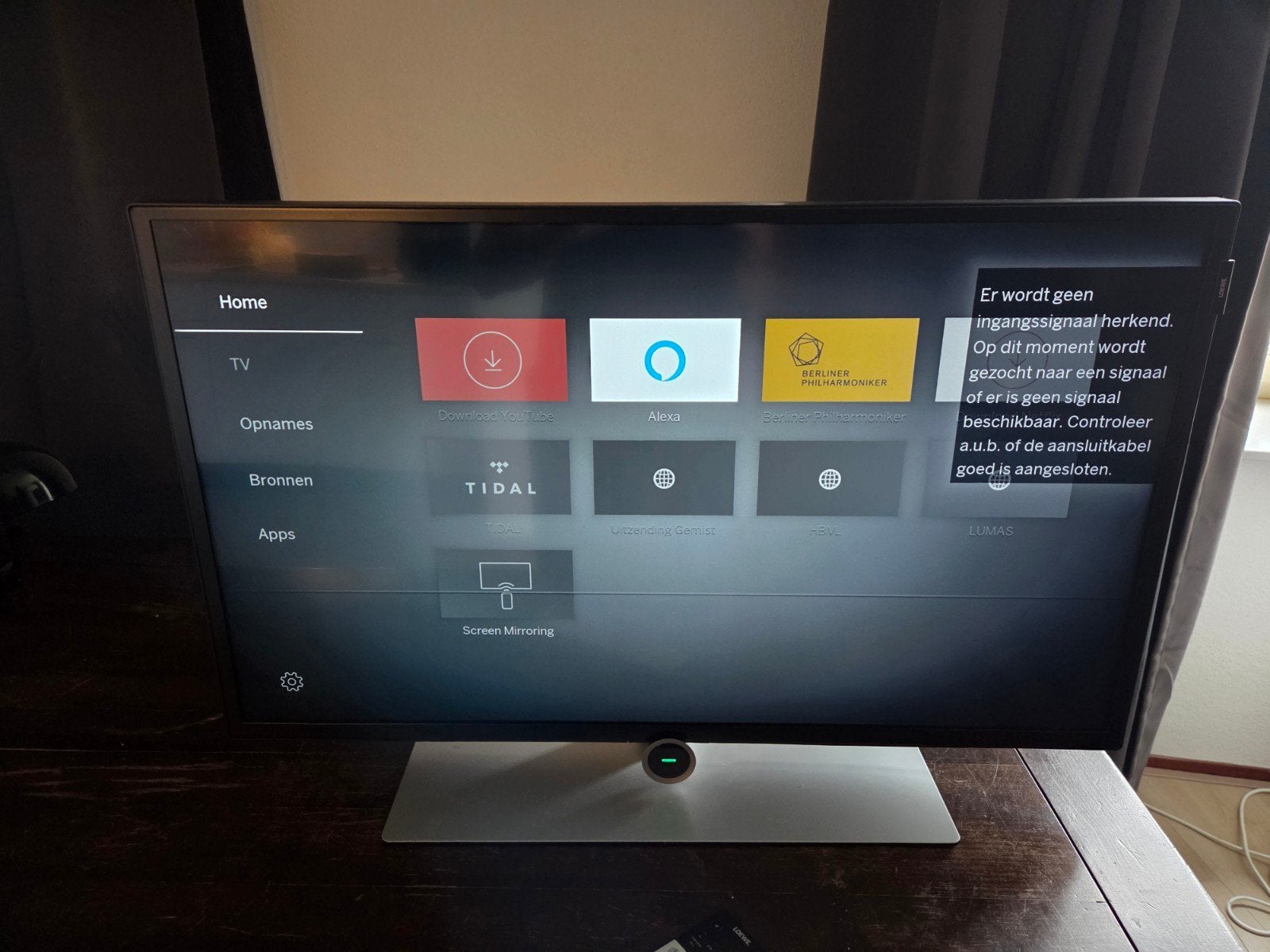 Loewe TV met streep onderaan het scherm, Audio, Tv en Foto, Overige merken, LED, Ophalen of Verzenden, Niet werkend