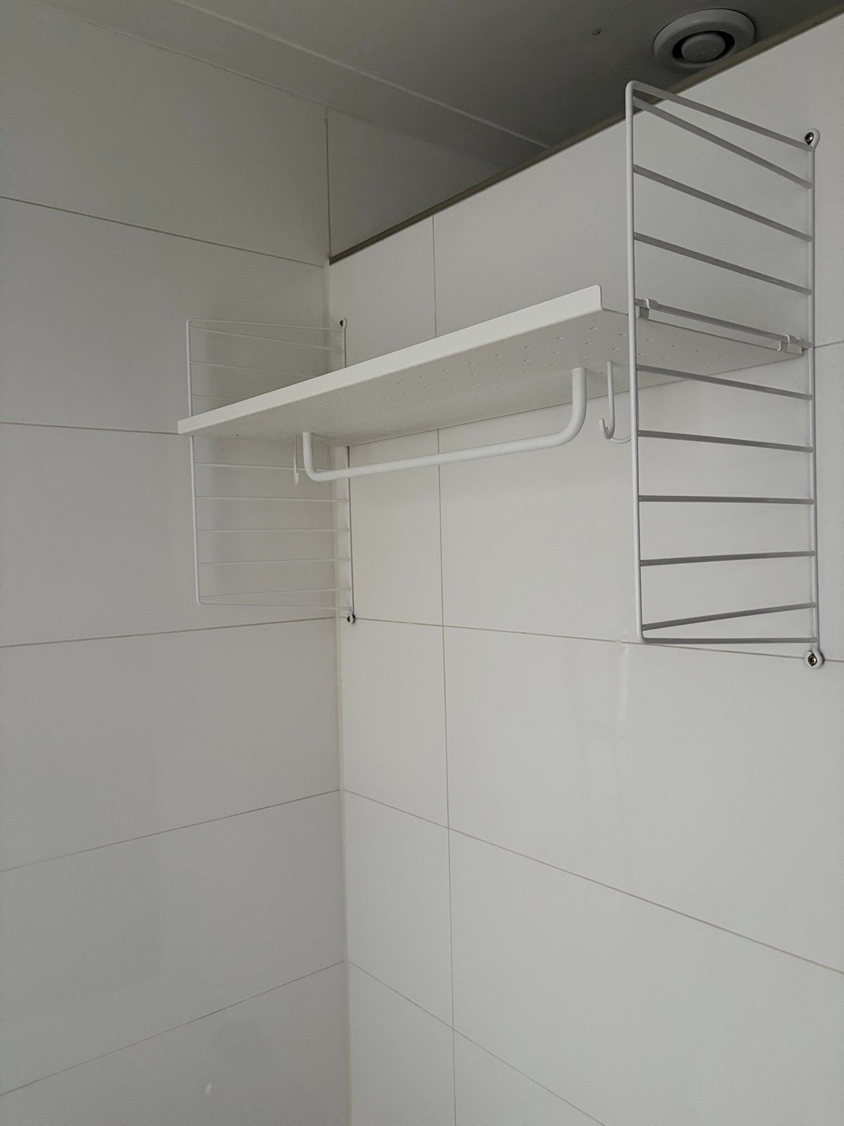 String Furniture wall-mounted shelving – White, Ophalen, Zo goed als nieuw