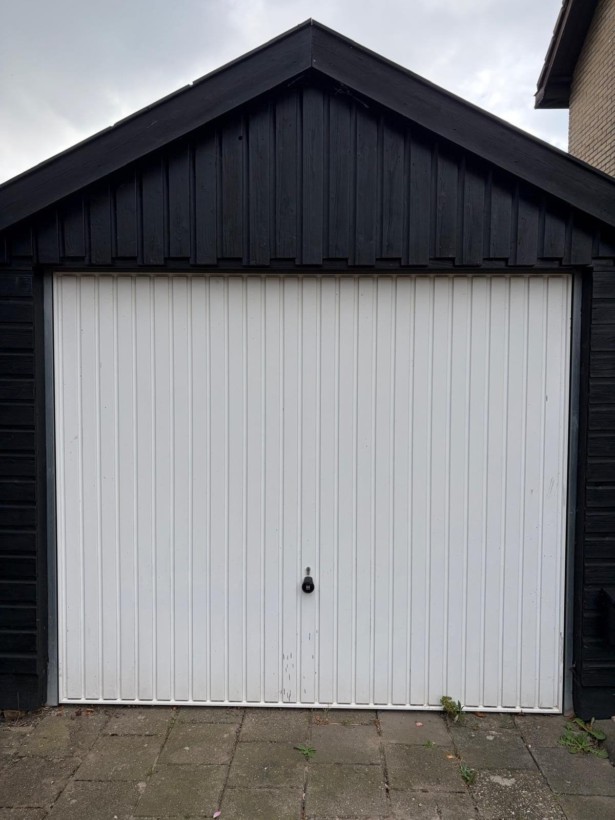 Hörmann garagedeur schuurdeur typeN80 met frame& geleiders, Ophalen, Gebruikt, Garagedeur