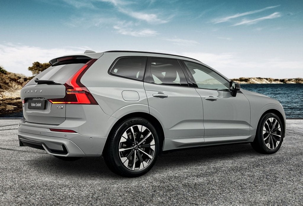 Volvo XC60 T6 398PK Recharge Ultra Dark| Full Options!, Automaat, Dealer onderhouden, Gebruikt, Bedrijf