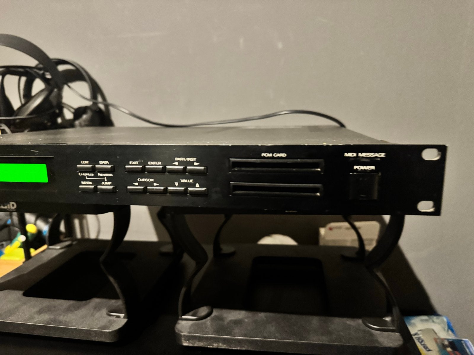 Roland U-220 RS-PCM Sound Module met extra kaarten, Ophalen, Gebruikt, Roland