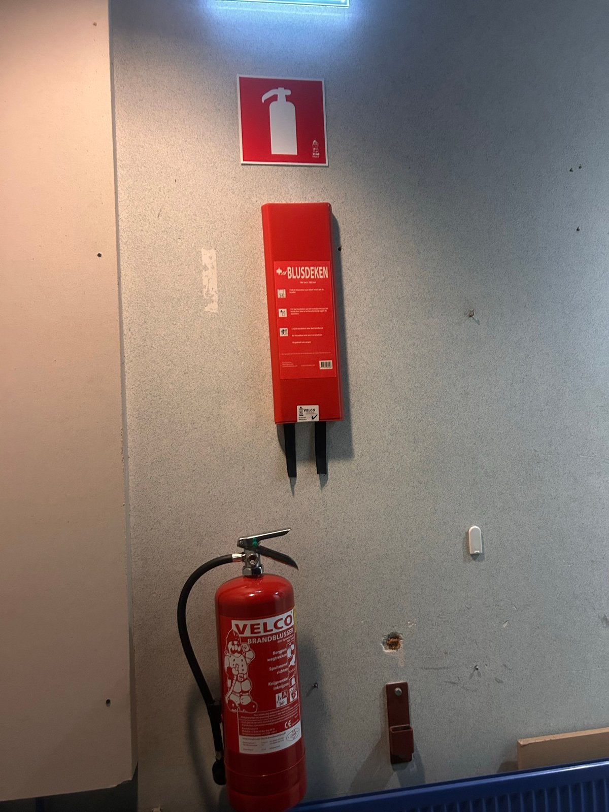Brandblusser, blusdeken en nooduitgang signalisatie, Huis en Inrichting, Ophalen of Verzenden, Gebruikt, Brandblusser