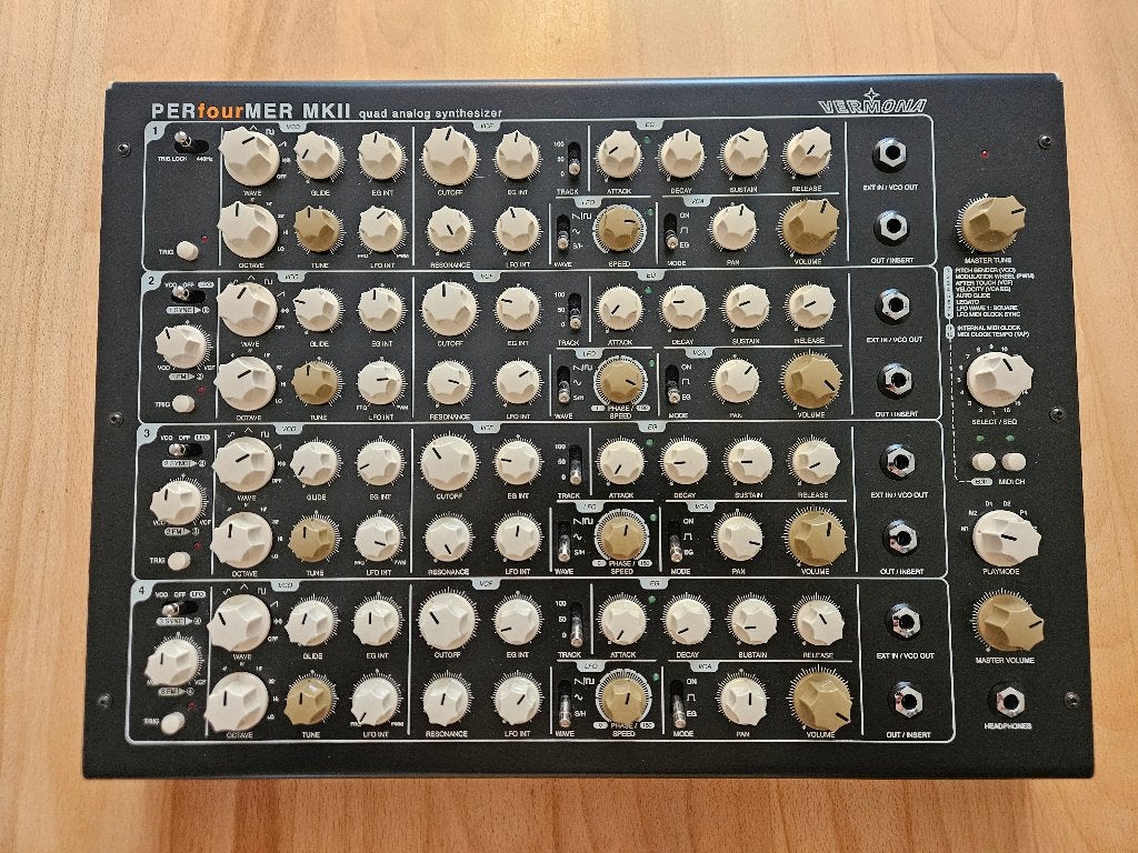 Vermona Perfourmer koop/ruil, Muziek en Instrumenten, Synthesizers, Overige aantallen, Zo goed als nieuw, Met midi-aansluiting