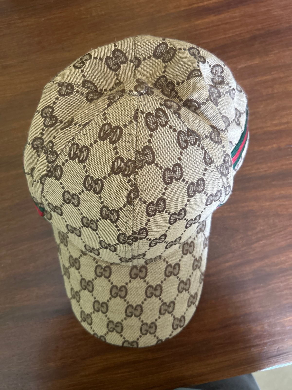 Gucci pet met GG-monogram en streepdetails, Ophalen of Verzenden, Gedragen, One size fits all, Pet