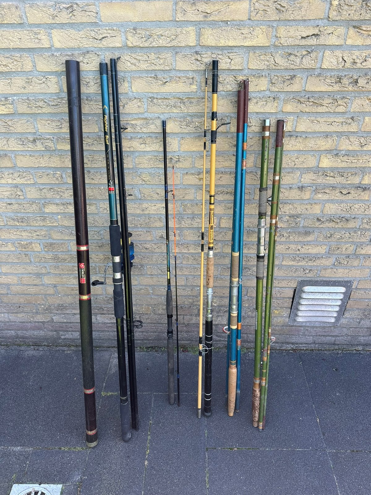 Partij vintage hengels, Ophalen, Zo goed als nieuw, Werphengel