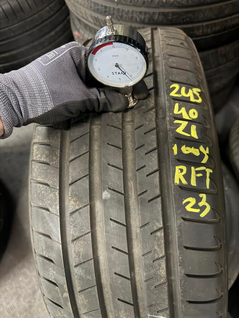 Gebruikte zomerband 245/40 R21 met 6mm profiel, Ophalen, 21 inch, Band(en), Personenwagen