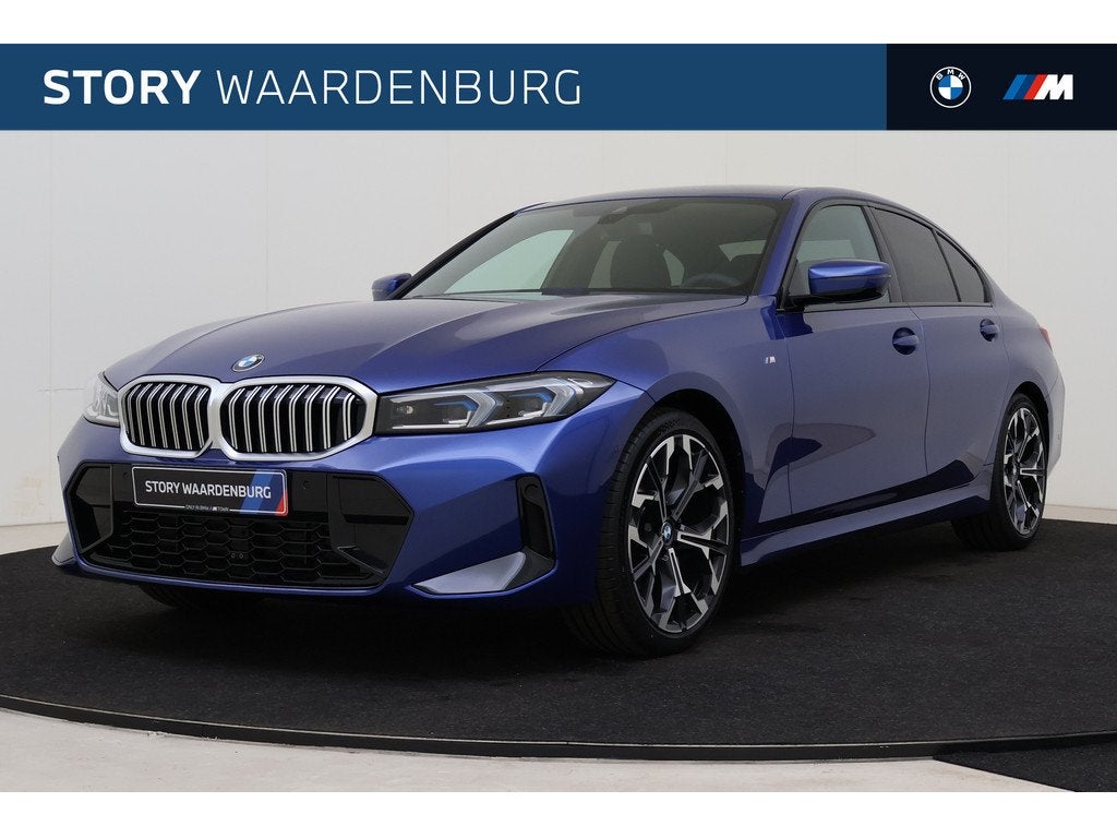 BMW 3 Serie 320i M Sport Automaat / Sportstoelen / Adaptieve