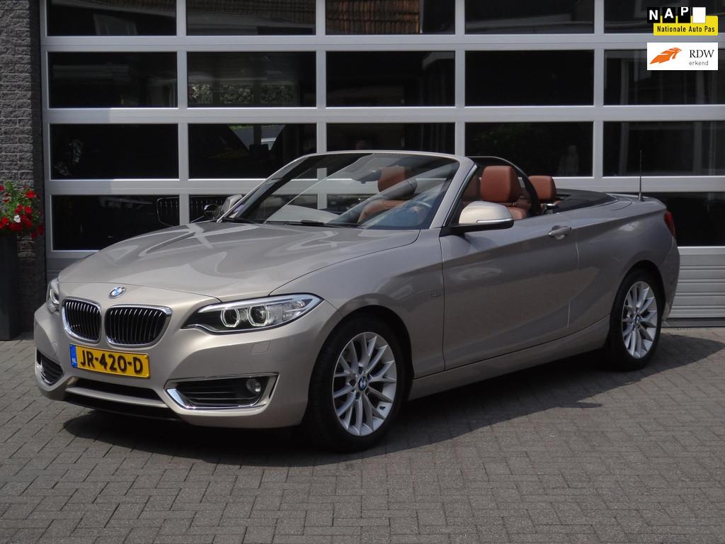 BMW 2-serie Cabrio 218i Centennial High Executive, Auto's, BMW, Gebruikt, Euro 6, Cabriolet, 4 stoelen