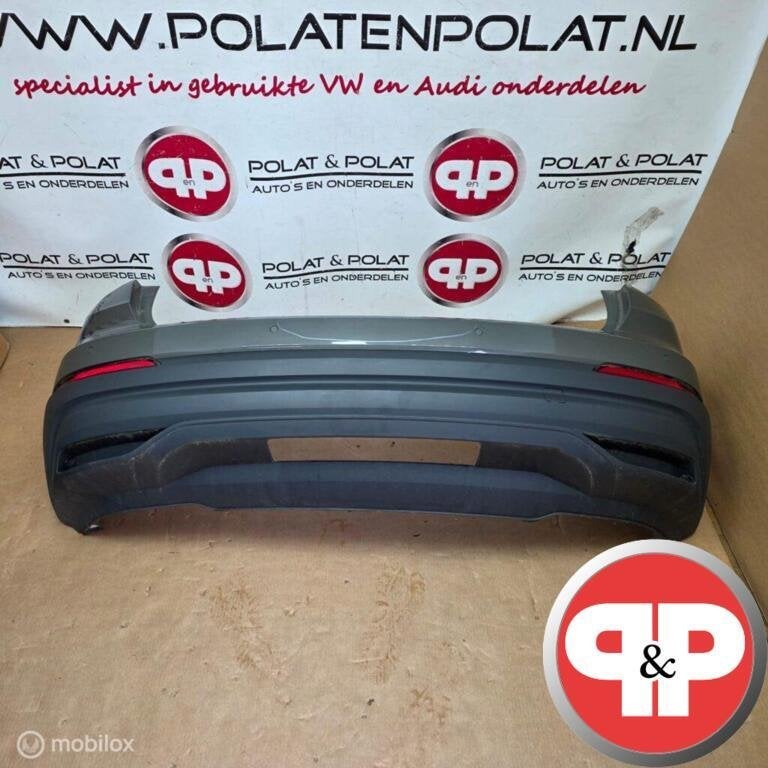 Audi Q3 F3 achterbumper 4x pdc LX7G