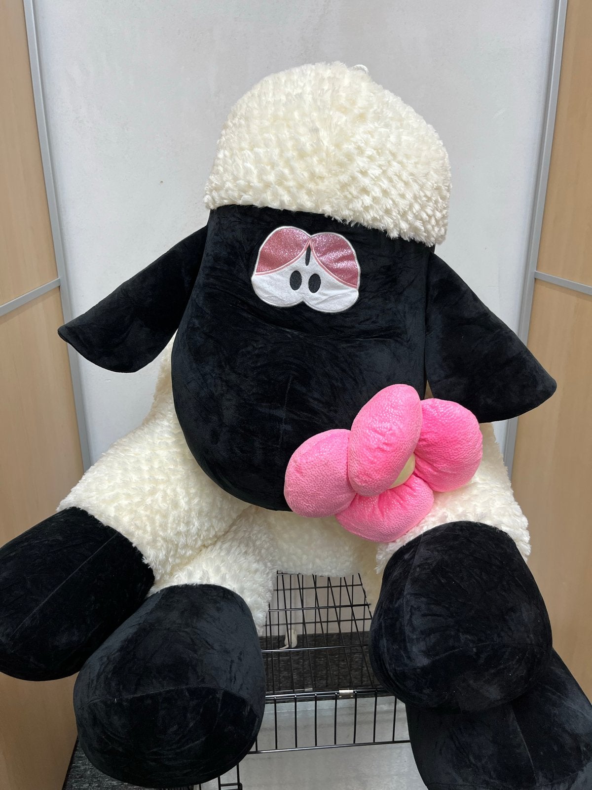 Grote Shaun het Schaap knuffel - 90 cm nieuw nooit gebruikt, Overige merken, Overige karakters, Overige typen, Zwart