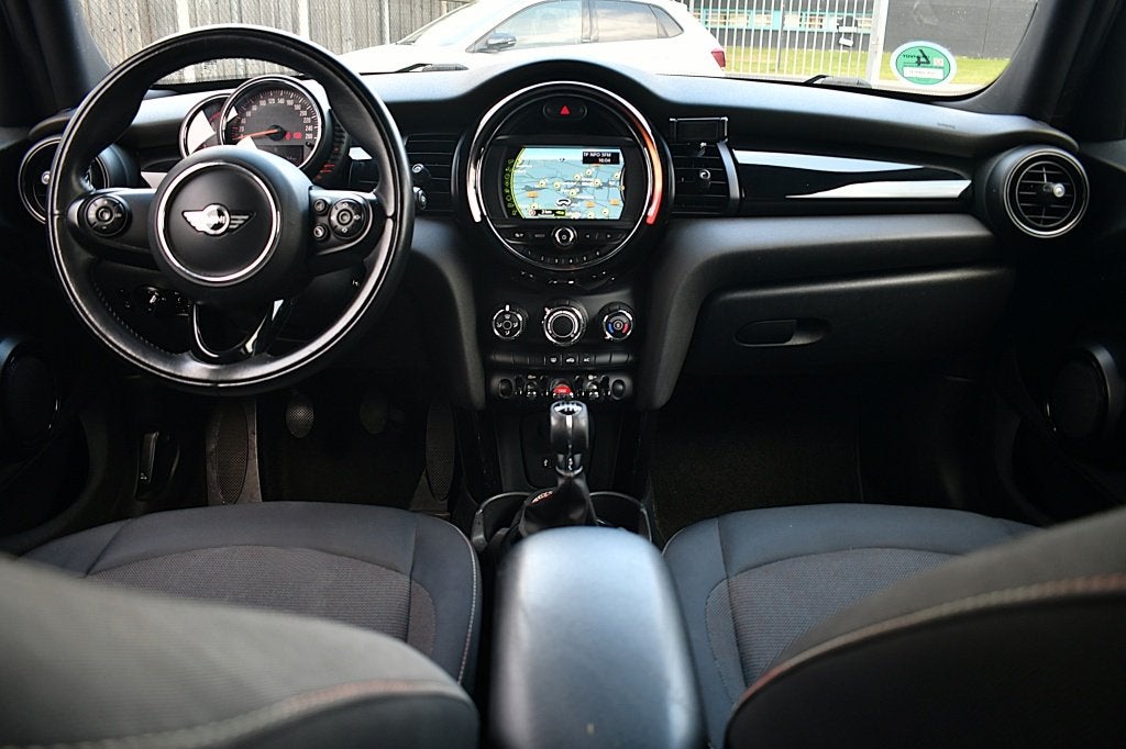 MINI One F55 1.2 5DR | LED | Navi | Union Jack | Cruise, Auto's, 21 km/l, Stof, Gebruikt, Euro 6