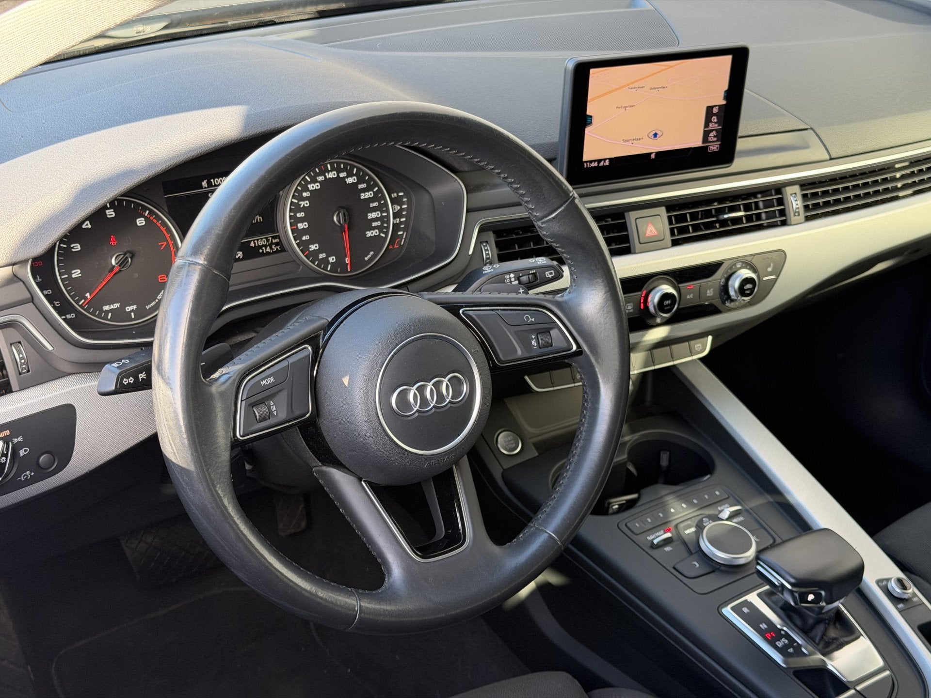 Audi A4 Avant 1.4 TFSI Sport S line edition | Nieuwe APK | T, Auto's, Stof, Gebruikt, 4 cilinders, A4
