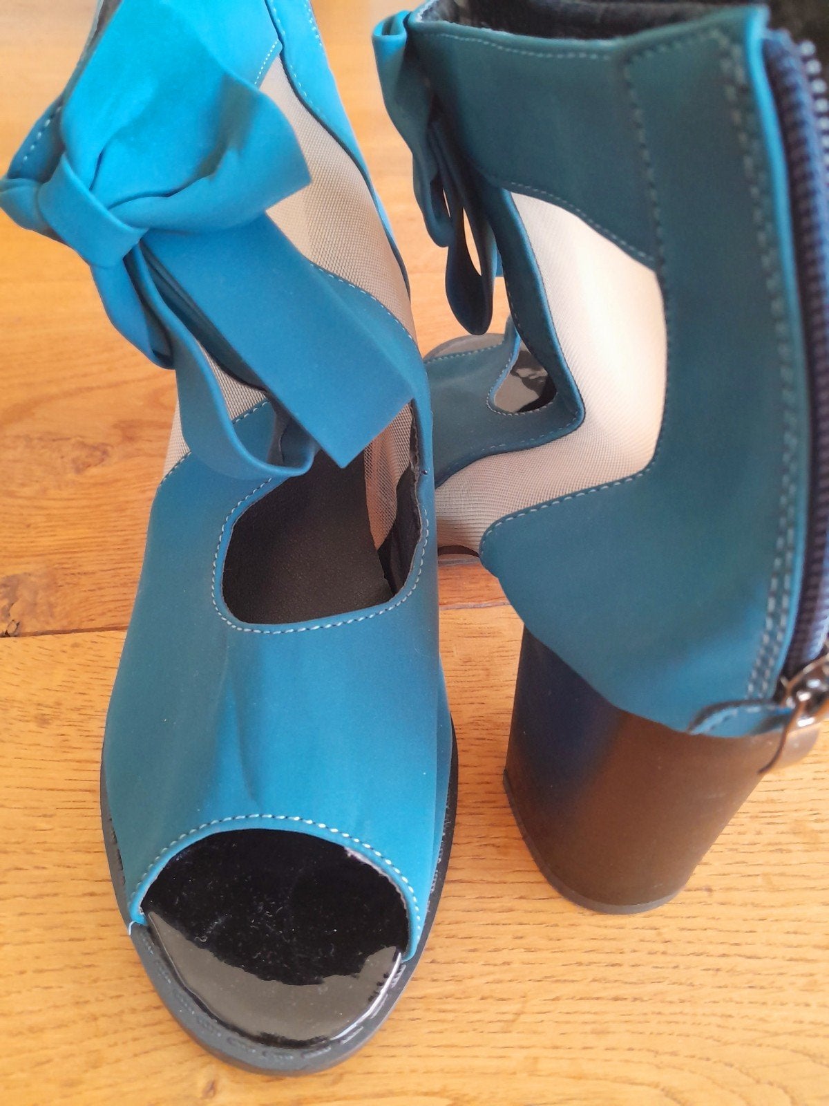 Turquoise open-teen hakken met strik - Maat 39, Verzenden, Zo goed als nieuw, Blauw