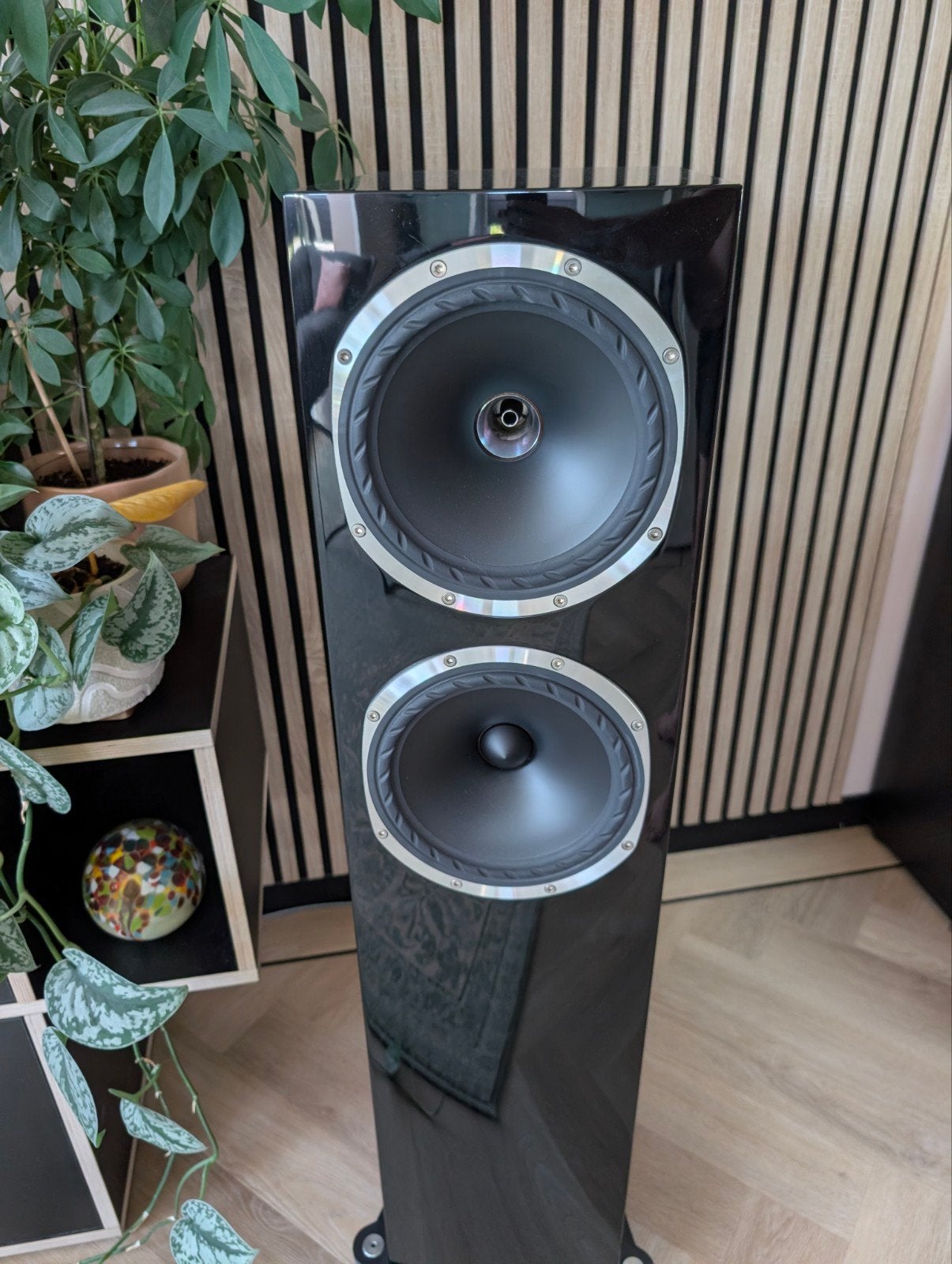 Fyne Audio F502SP Piano Gloss Black Vloerstaande Luidspreker, Audio, Tv en Foto, Luidsprekers, Vloerstaande luidspreker, Zo goed als nieuw