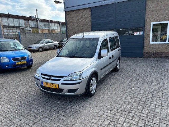 Opel Tour 1.4-16V Tour* Koude Airco, Auto's, Opel, Voorwielaandrijving, Stof, Gebruikt, 4 cilinders