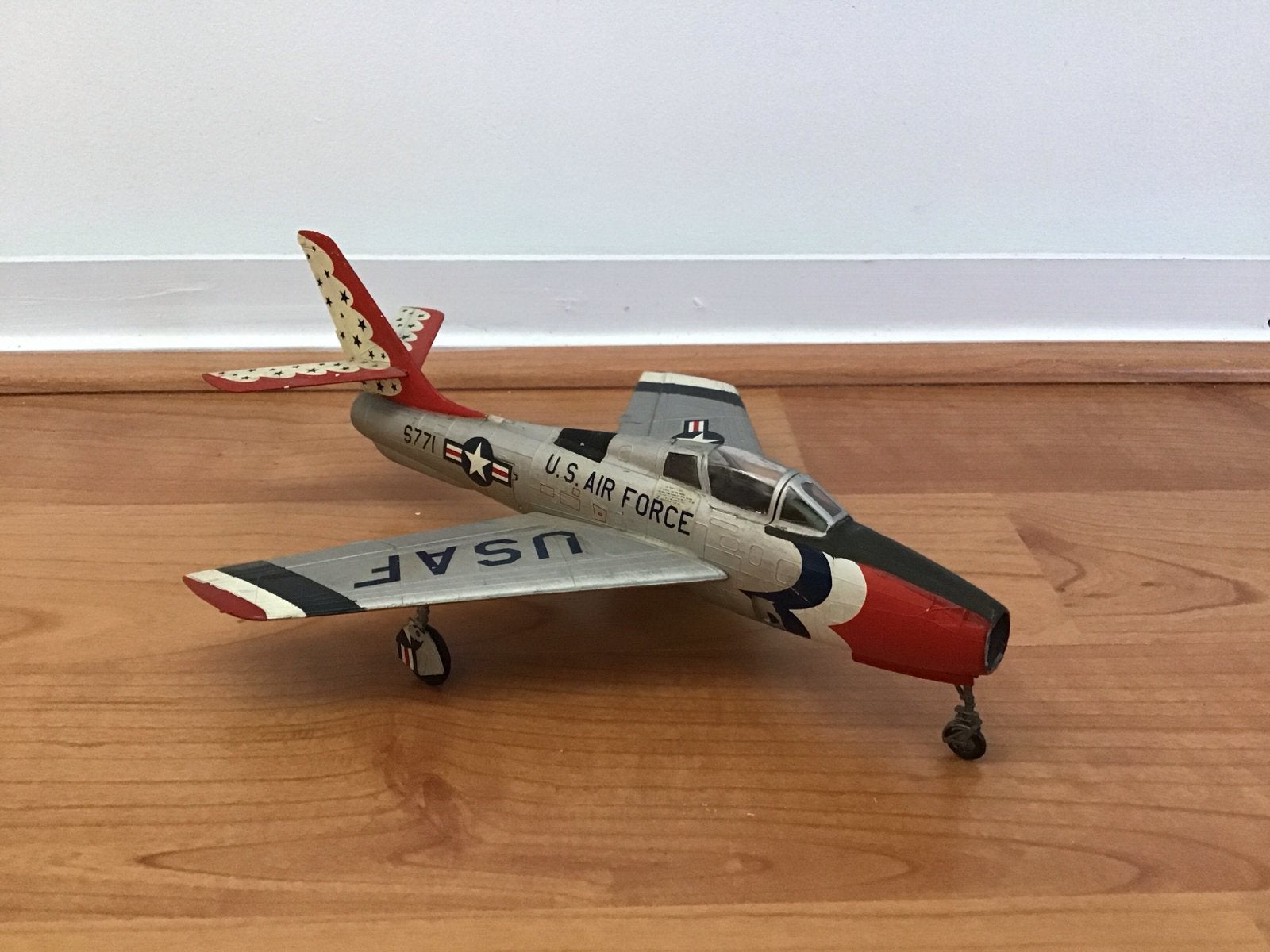 Vintage USAF straaljager modelvliegtuig, Overige merken, Gebruikt, Ophalen of Verzenden, Groter dan 1:72