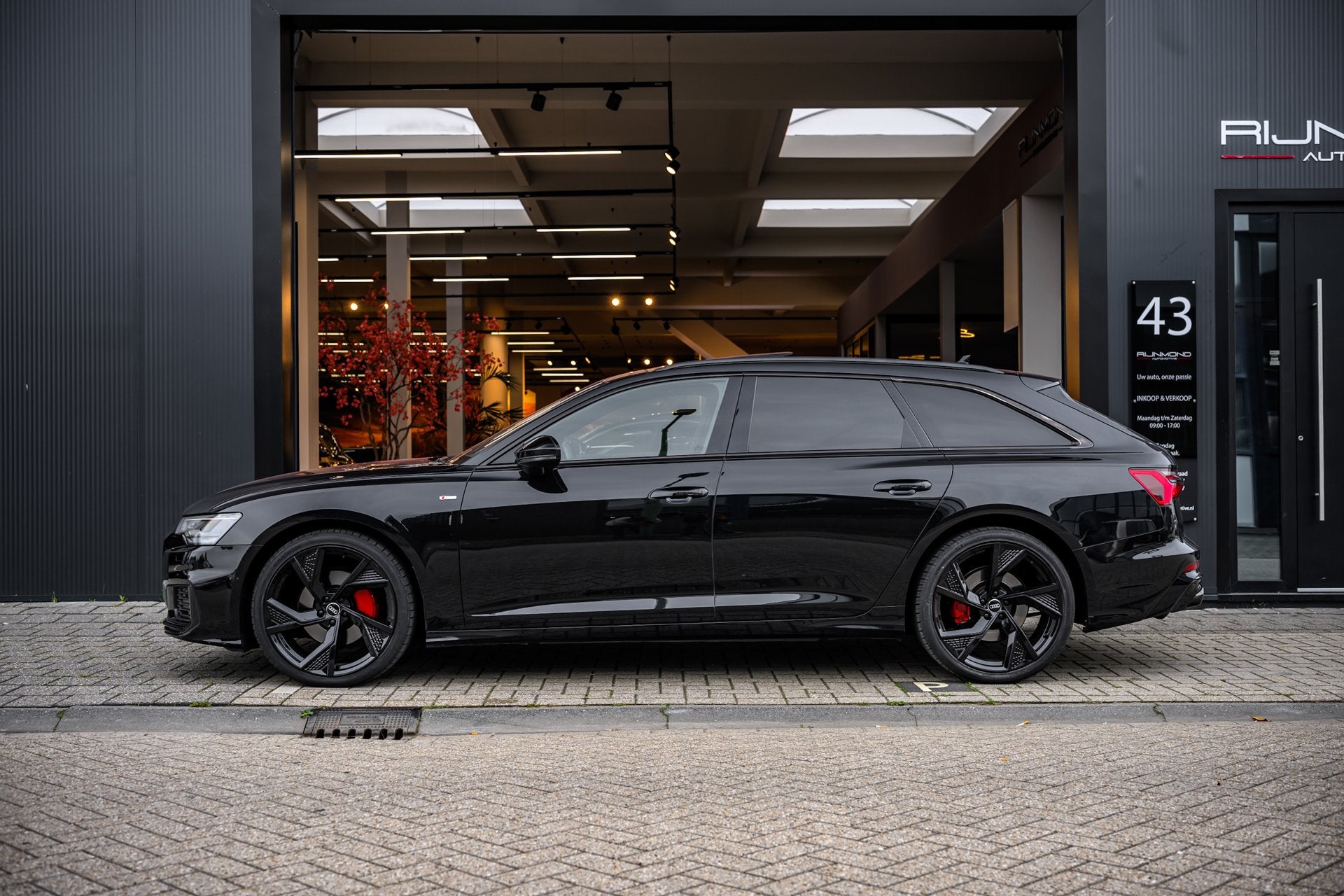 Audi A6 Avant 45 TFSI Sport S line edition| Pano | Leder | K, Dealer onderhouden, Gebruikt, Zwart, 4 cilinders