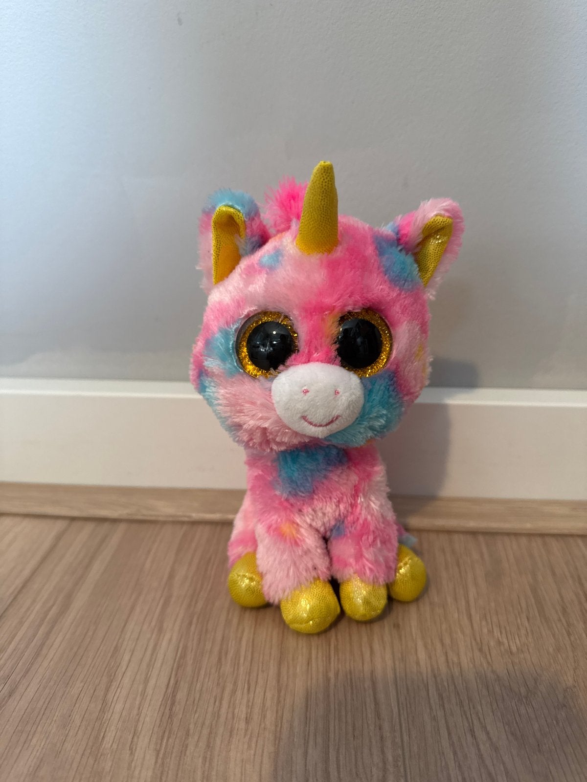 Ty Beanie Boo Eenhoorn Roze/Blauw/Geel - Zo goed als nieuw, Kinderen en Baby's, Speelgoed | Knuffels en Pluche, Ophalen, Eenhoorn