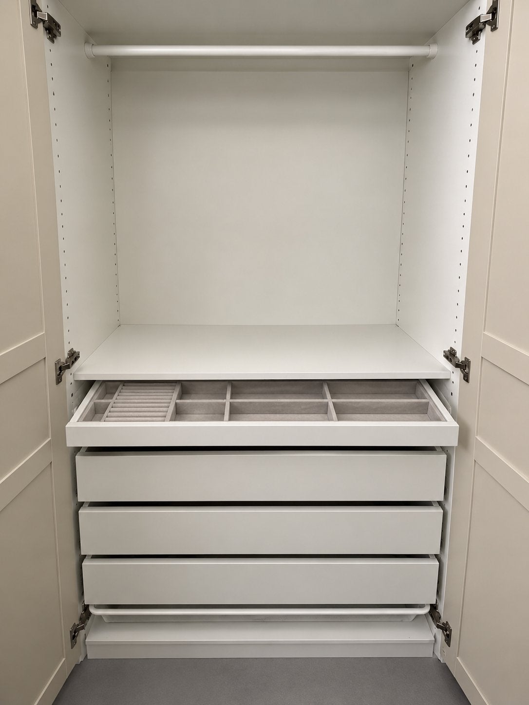 Grote luxe kledingkast, Ophalen, 200 cm of meer, Zo goed als nieuw, 200 cm of meer