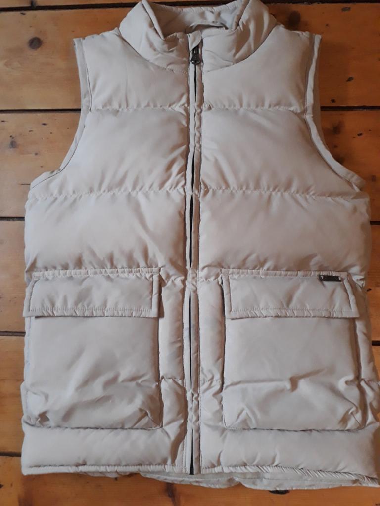 Toffe beige bodywarmer. 140. No way Monday, Ophalen of Verzenden, Zo goed als nieuw, Meisje, Jas