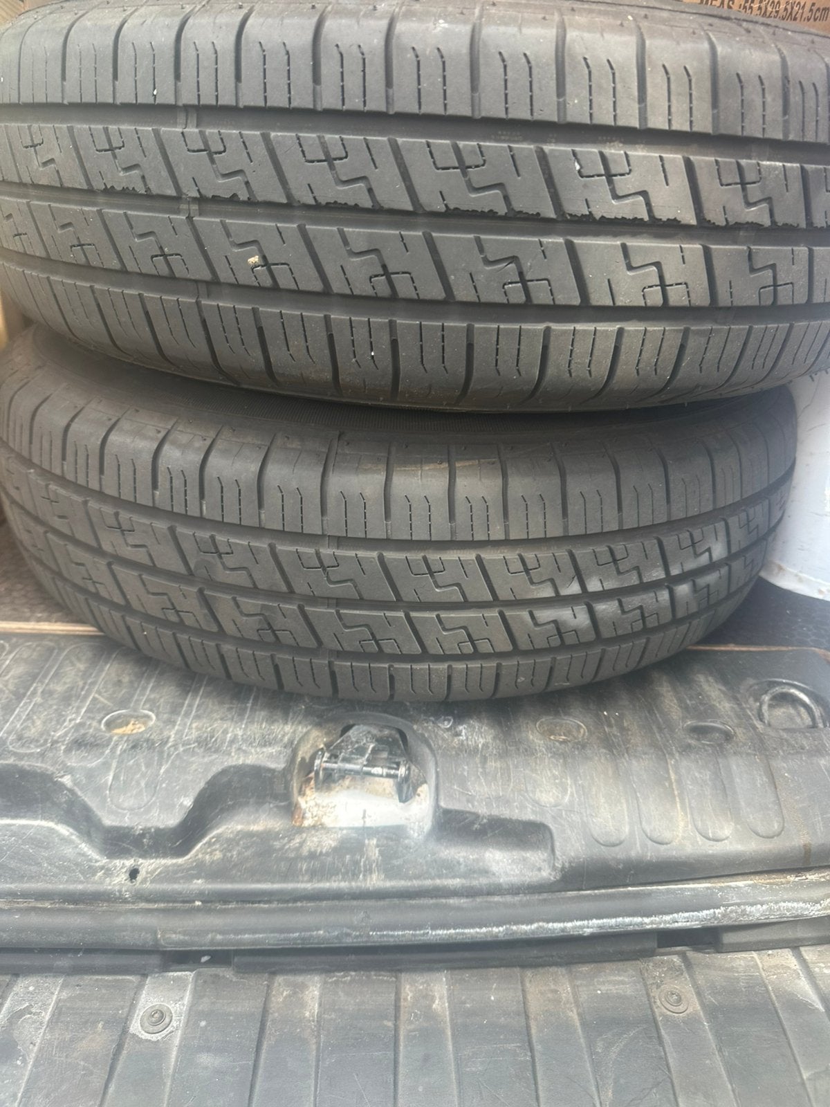 Aanhaangwagen banden, Auto-onderdelen, Banden en Velgen, 14 inch, Gebruikt, Banden en Velgen, 185 mm