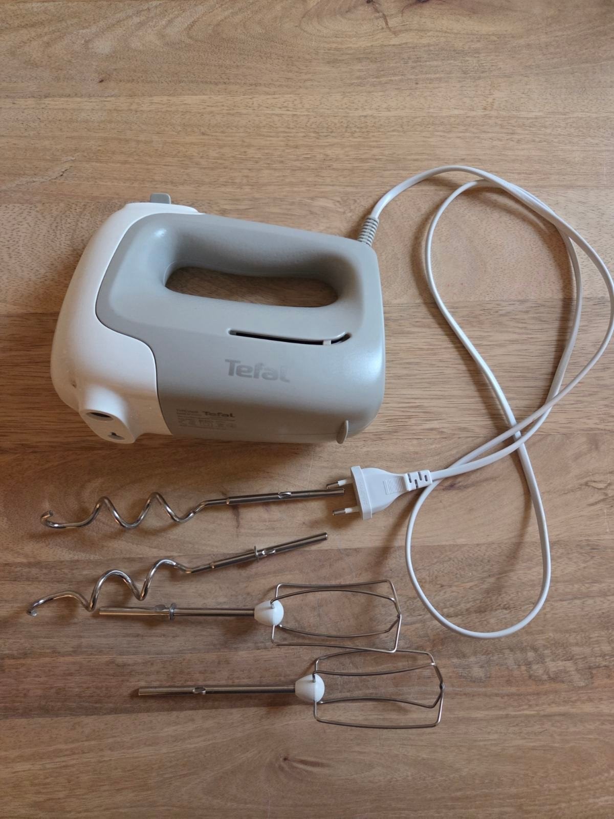 Tefal handmixer - weinig gebruikt, Witgoed en Apparatuur, Keukenmixers, Gebruikt, 3 snelheden of meer, Ophalen of Verzenden