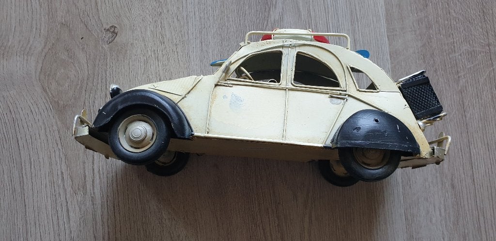 metalen auto metaal 2 cv 2cv eend wit surfplank en koffer, Huis en Inrichting, Ophalen of Verzenden, Nieuw