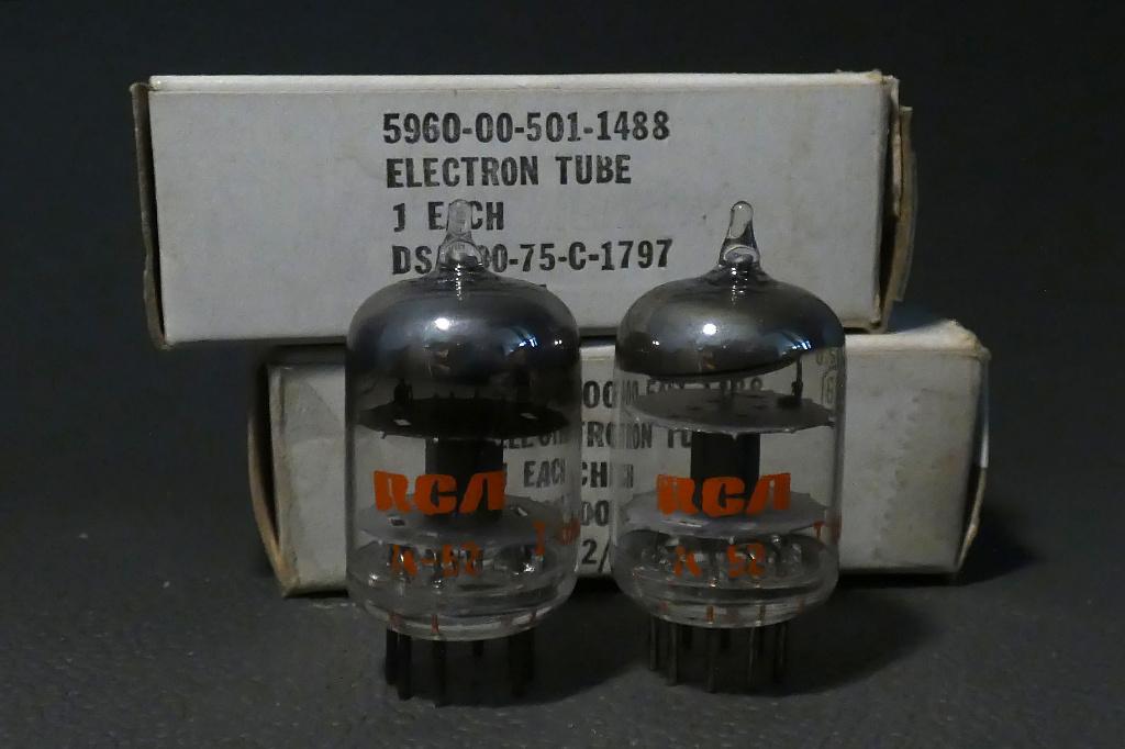 6CB4 RCA 2 buizen, 2 stuks NOS, Ophalen of Verzenden, Nieuw