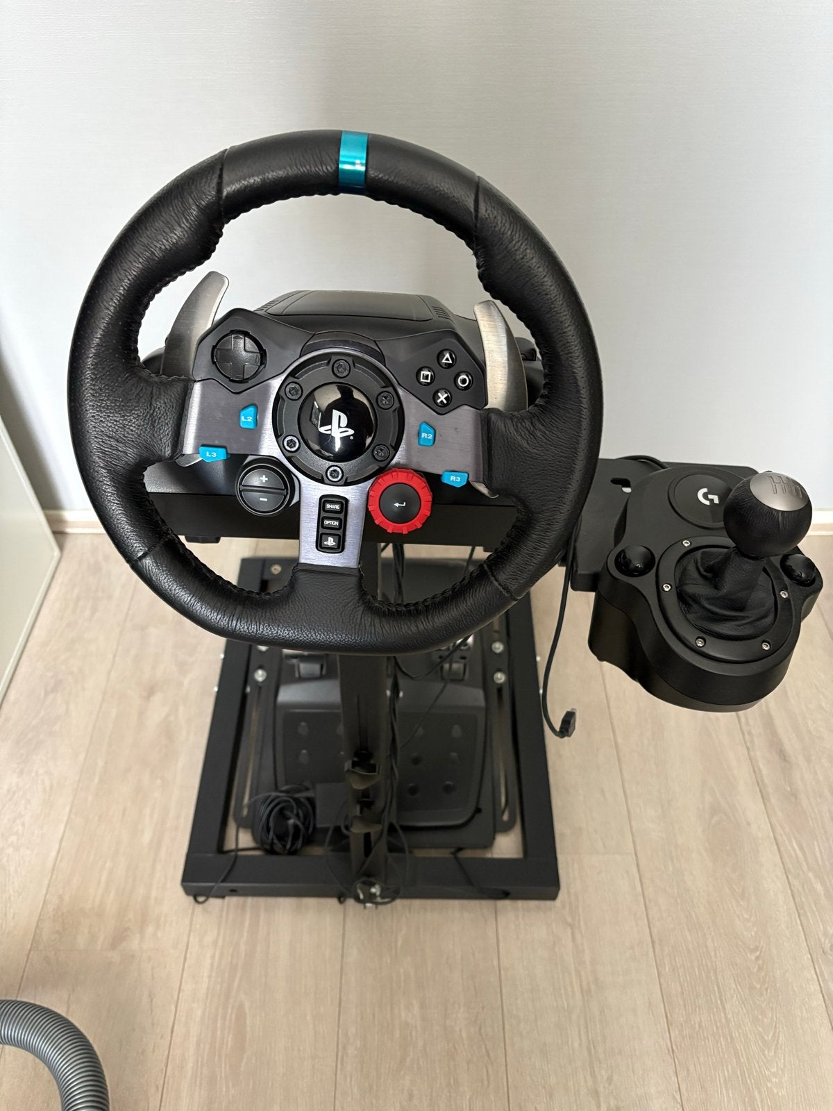 Logitech G29 Racestuur met standaard en schakelpook, Spelcomputers en Games, Racestuur, Gebruikt, Force feedback, Logitech