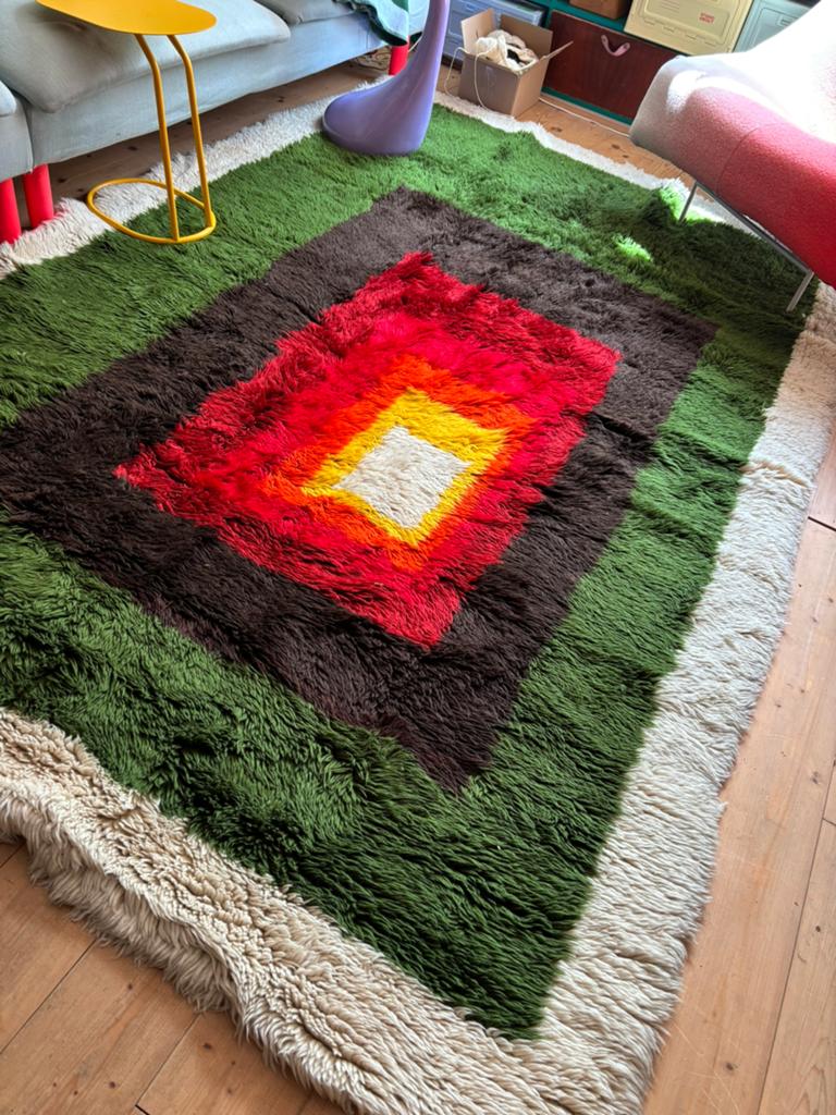 hoogpolig space age vintage design   (hk living stijl) kleed, Ophalen of Verzenden, Zo goed als nieuw, Rechthoekig, 200 cm of meer