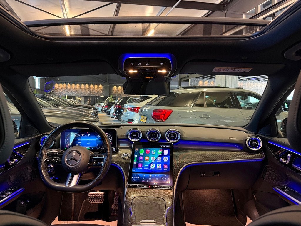 Mercedes-Benz C-klasse 300 e AMG|PANO|MEMORY|BURMESTER|FULL, Auto's, Mercedes-Benz, Automaat, Achterwielaandrijving, Euro 6, 4 cilinders