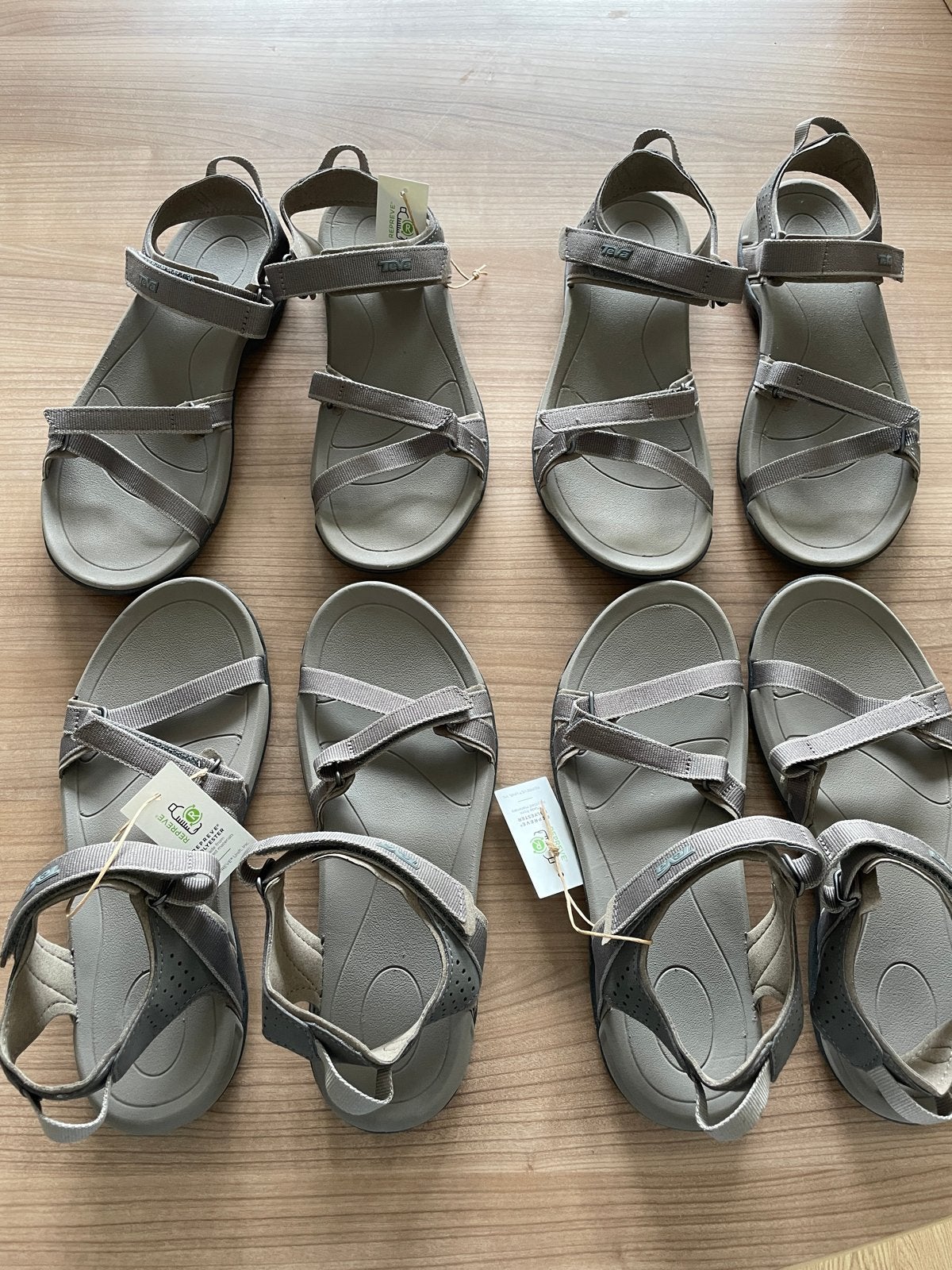 4 paar Nieuwe Teva sandalen - bruin/beige/grijs- maat 39, Bruin, Nieuw, Sandalen of Muiltjes, Ophalen of Verzenden