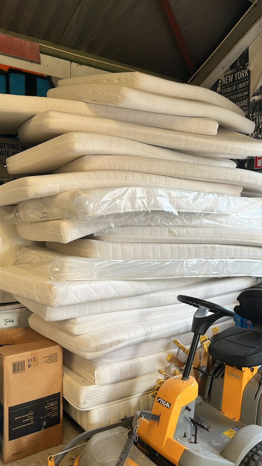 Gratis Matras!!!, Minder dan 4 cm, Overige materialen, Ophalen of Verzenden, Zo goed als nieuw