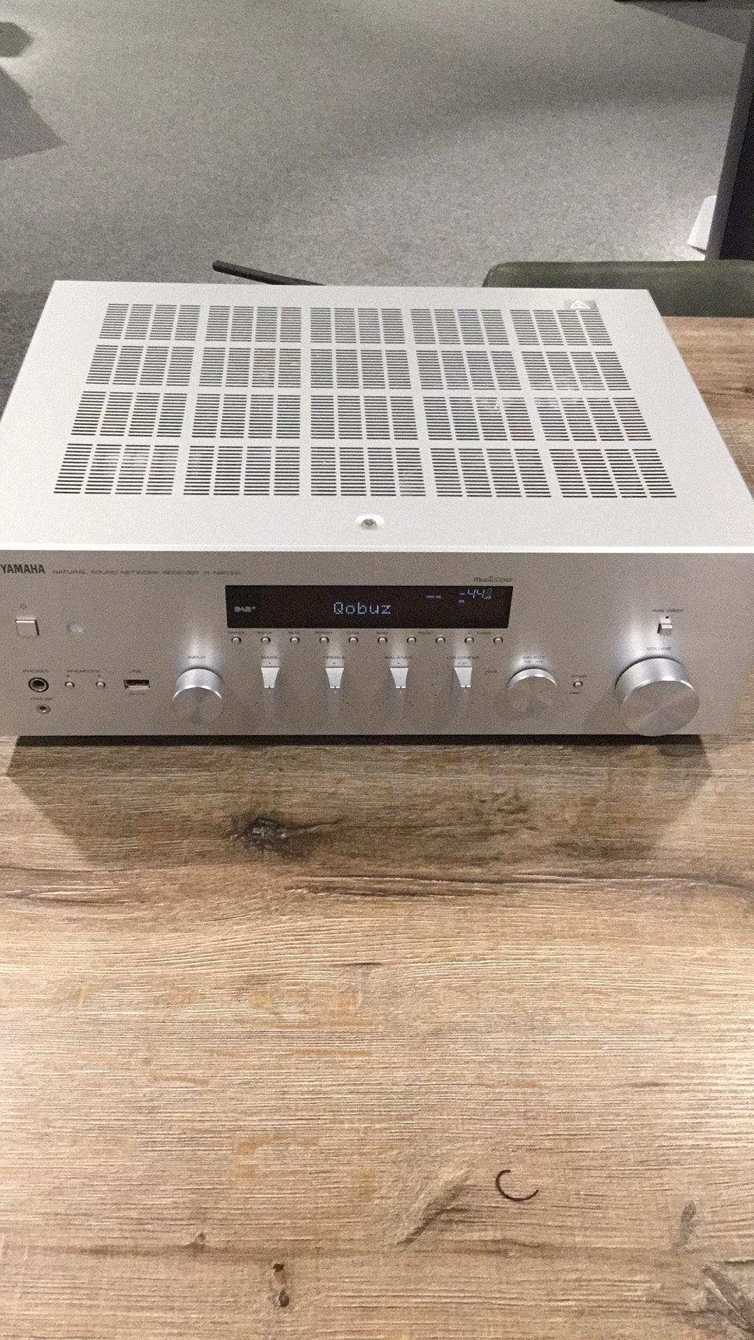 Yamaha R-N803D versterker in nieuwstaat., Audio, Tv en Foto, Ophalen, Zo goed als nieuw, Yamaha