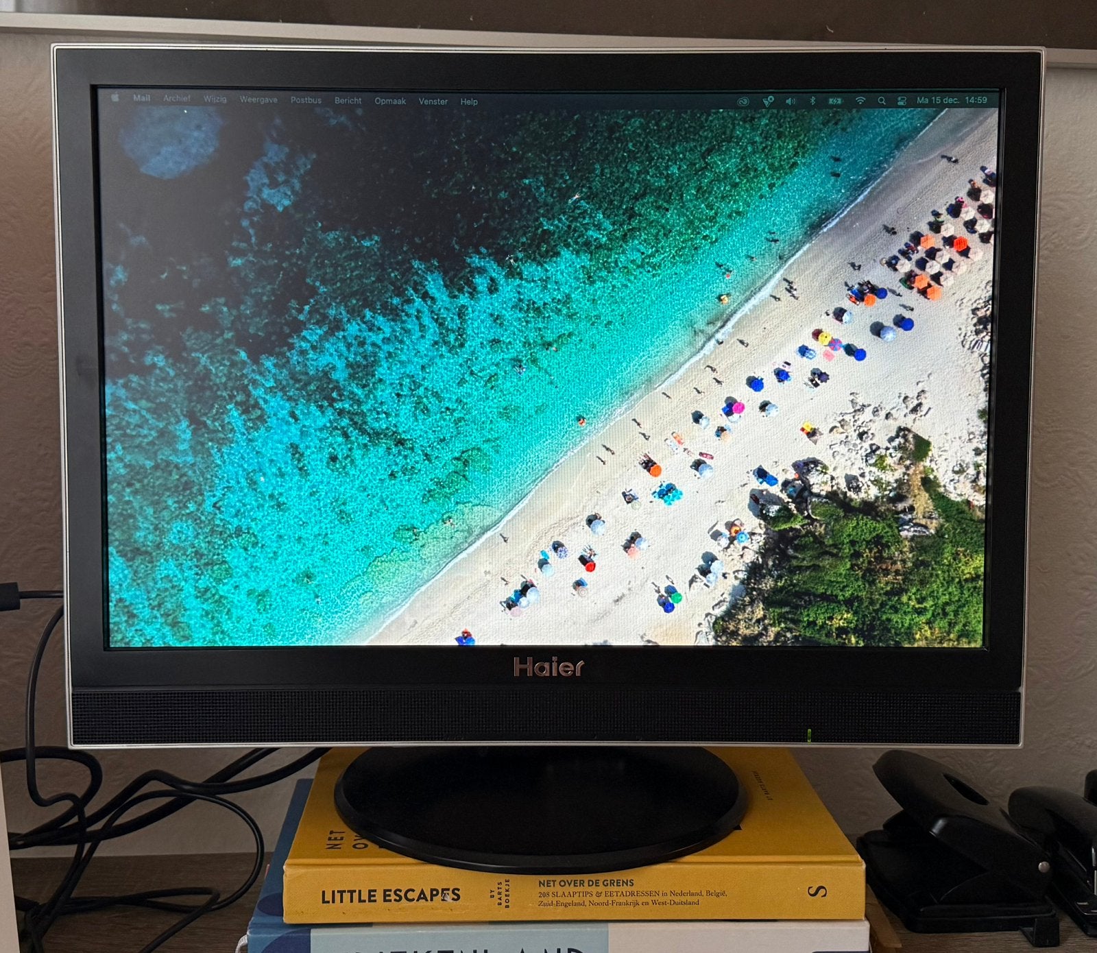 Haier beeldscherm 19 inch LCD, Computers en Software, Monitoren, Zo goed als nieuw, 61 t/m 100 Hz, VGA, Gaming, LED, Overige resoluties