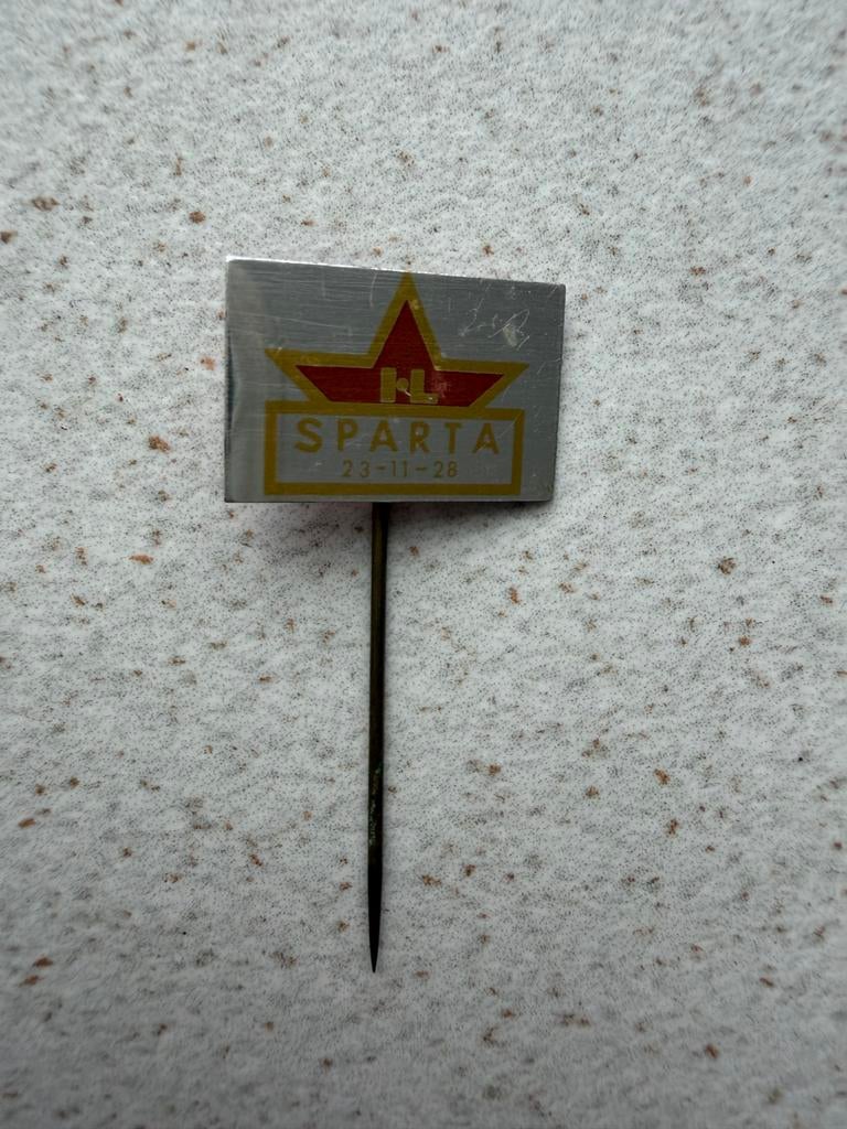 Sparta speldje 23-11-28, Ophalen of Verzenden, Gebruikt, Sport, Speldje of Pin