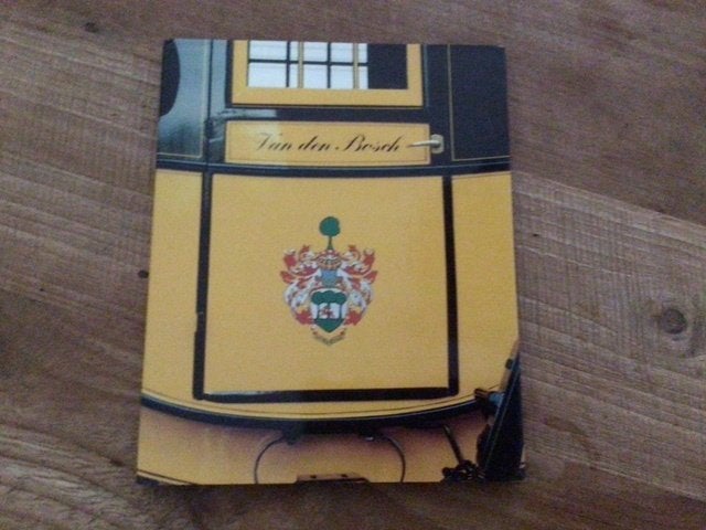van den Bosch, Boeken, Ophalen of Verzenden, Zo goed als nieuw, Vrachtwagen